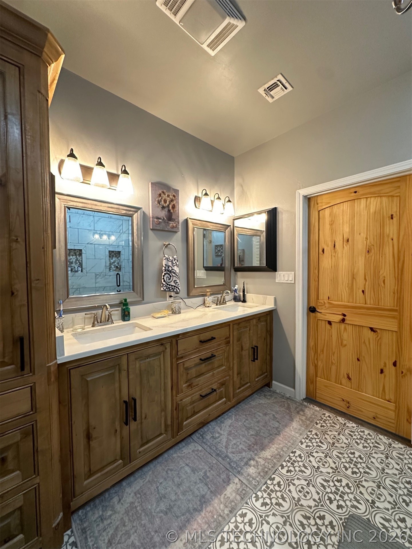 2724 Lark Road Property Photo 15