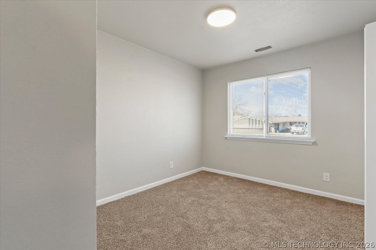2527 S 110th East Avenue Property Photo 25