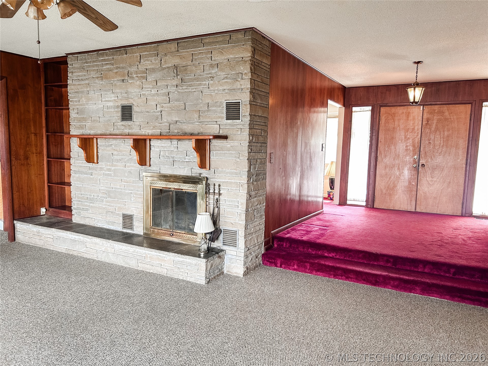 222 E Bk 705 Road Property Photo 10