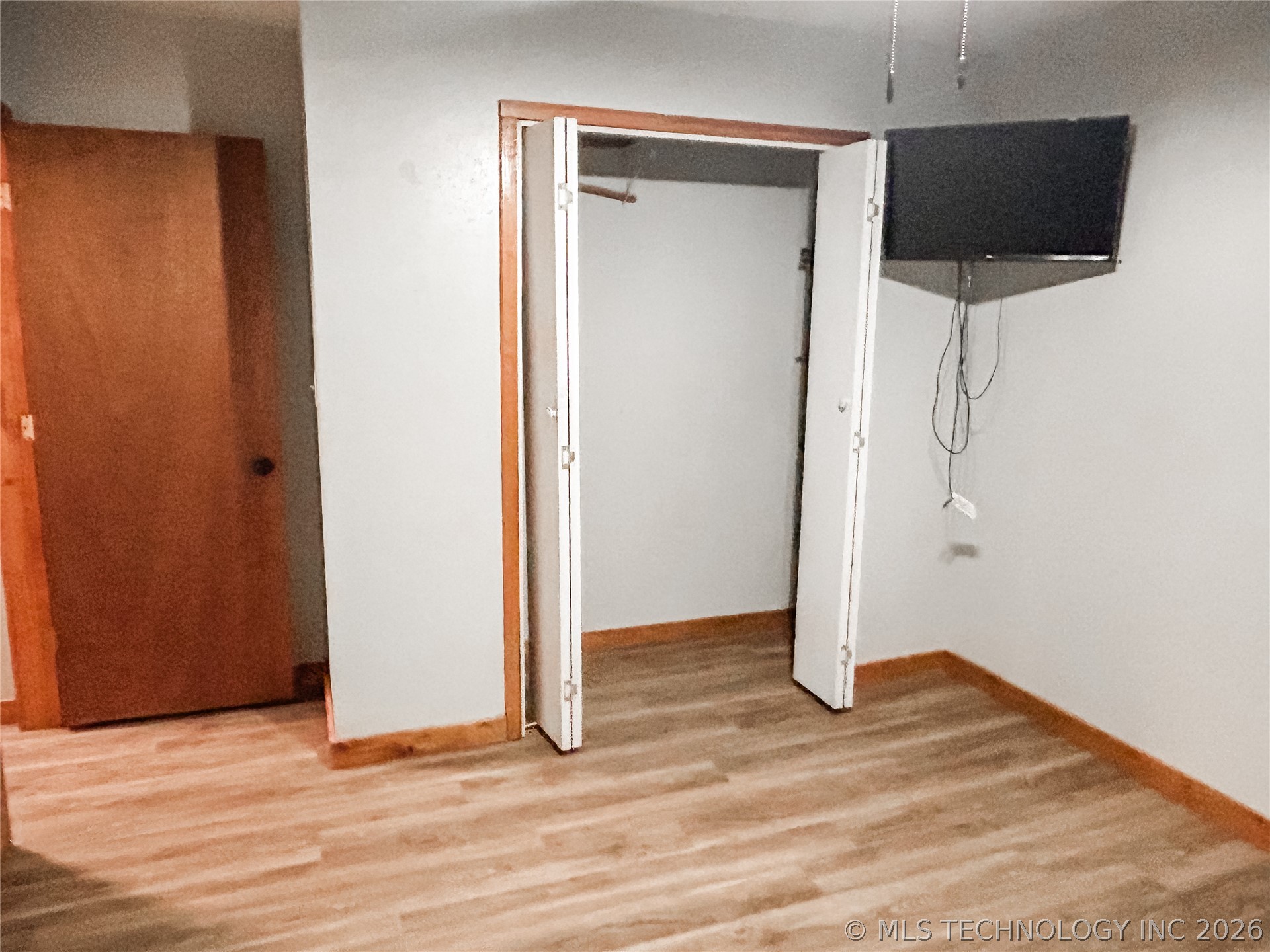 589 Mohawk Drive Property Photo 19