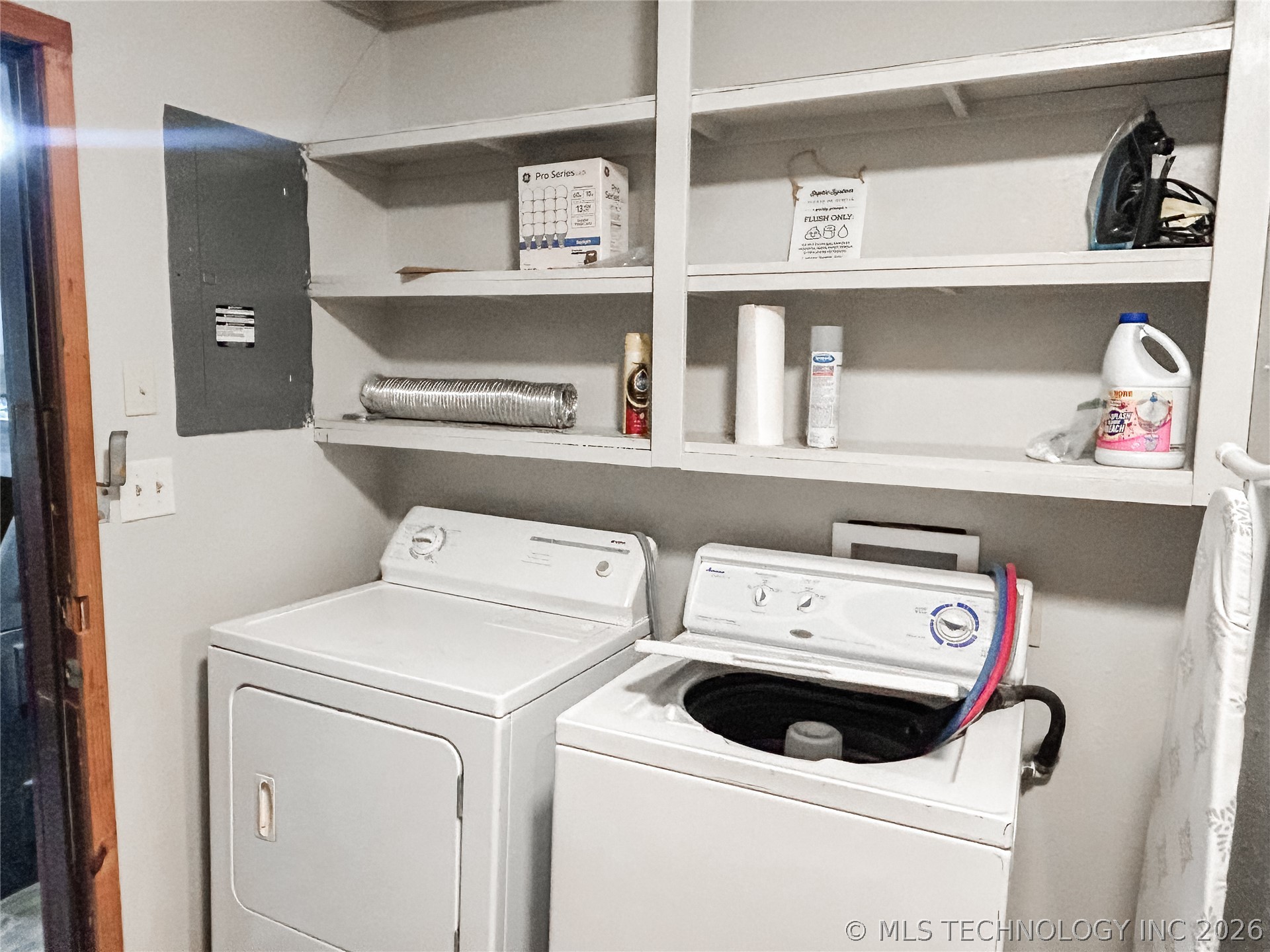 589 Mohawk Drive Property Photo 21