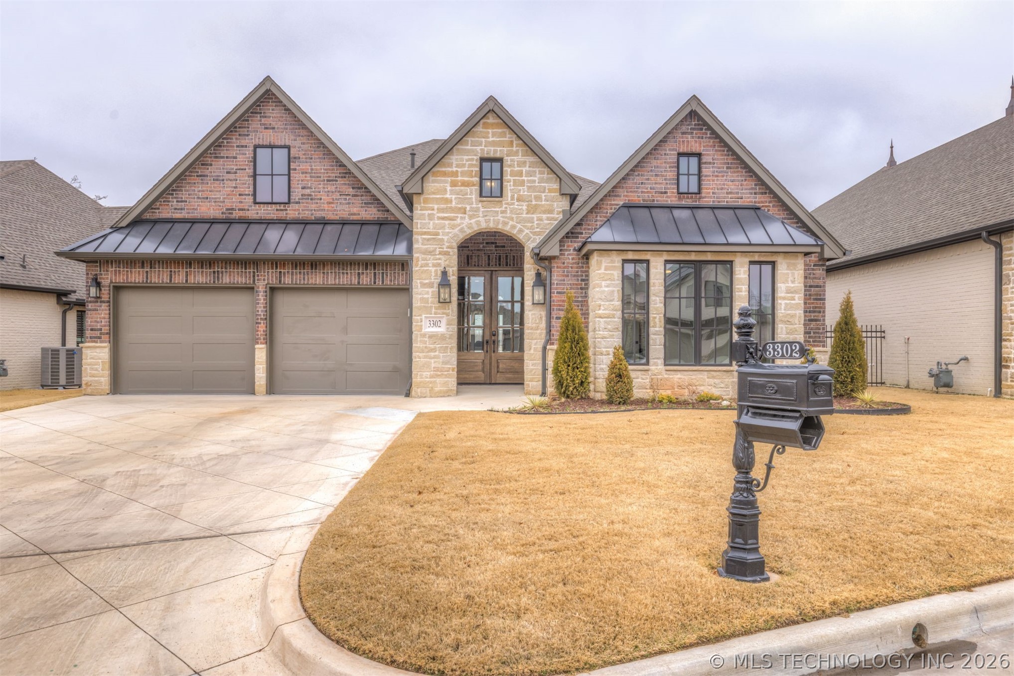 3302 W Quantico Court Property Photo 1