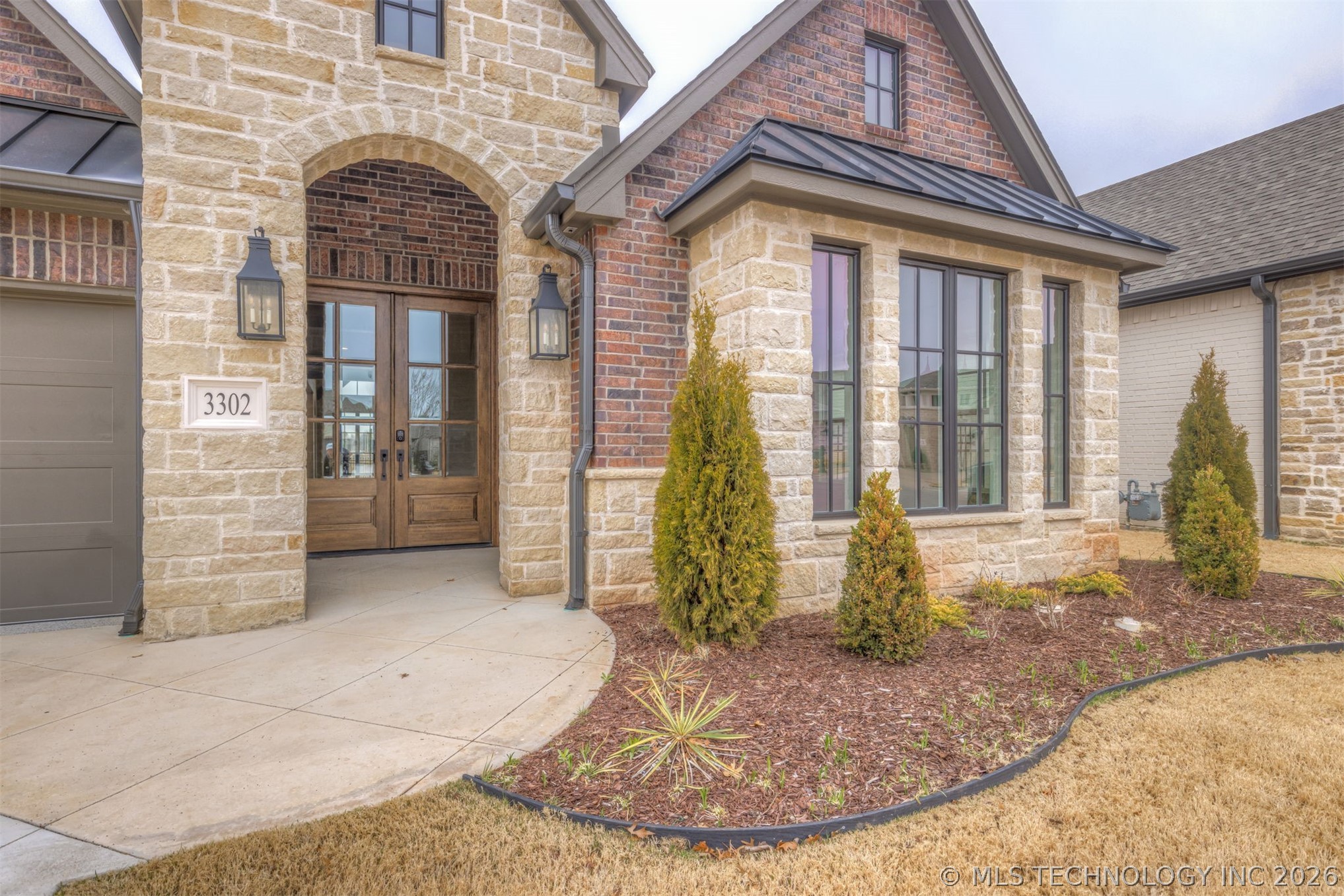 3302 W Quantico Court Property Photo 3