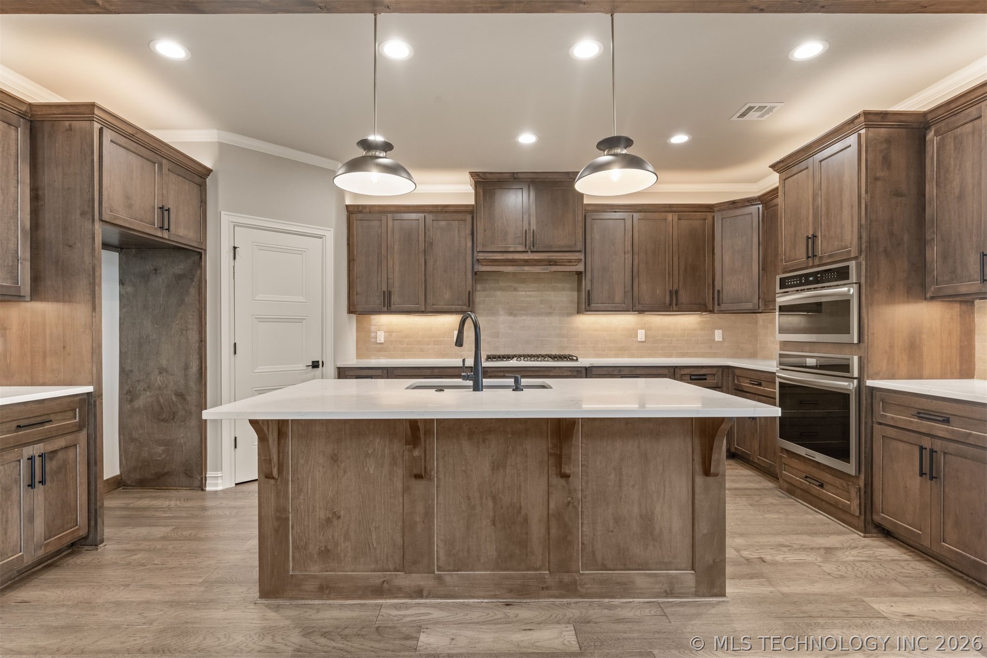 3302 W Quantico Court Property Photo 12