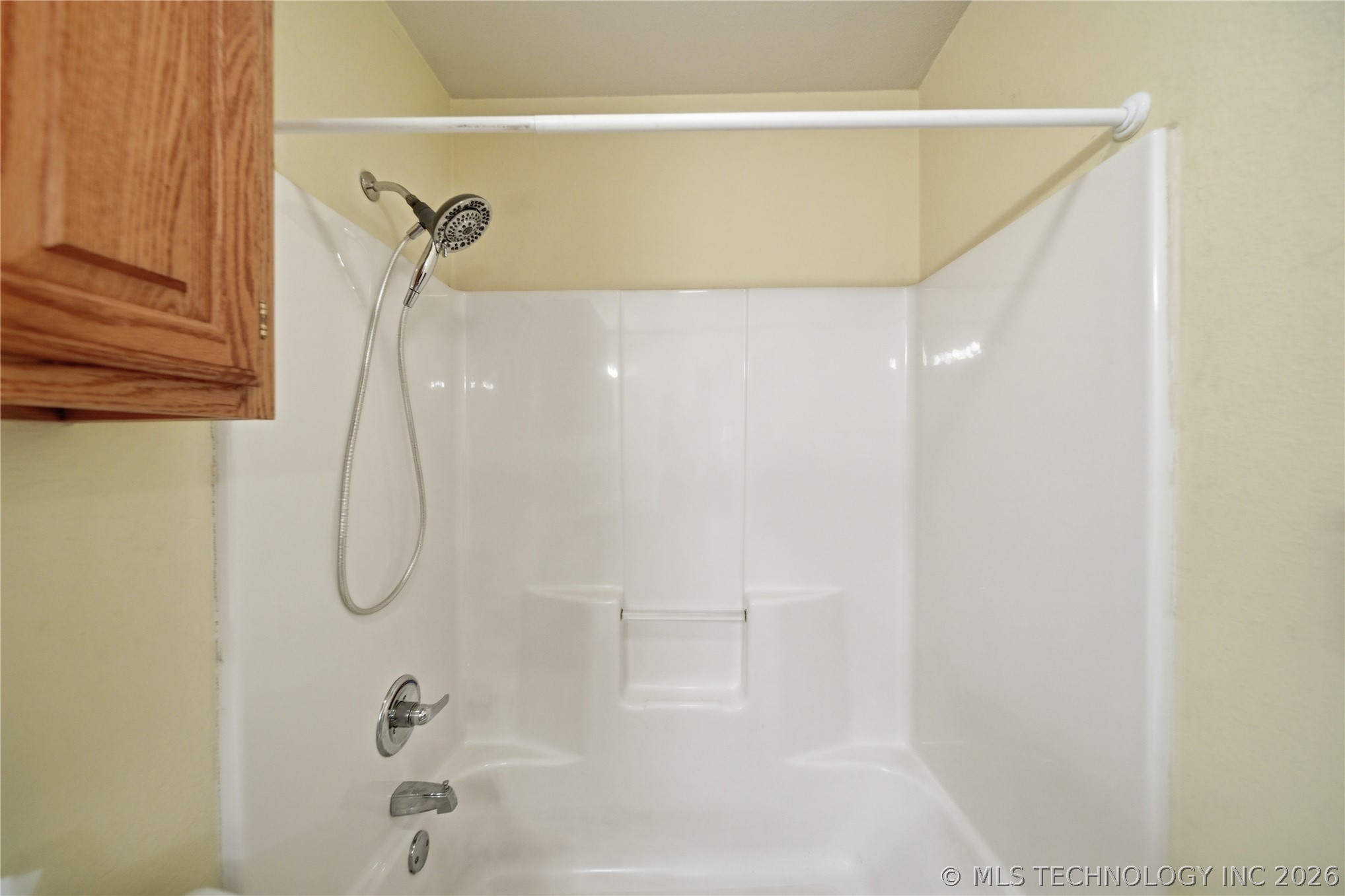 206 S Division Street Property Photo 12