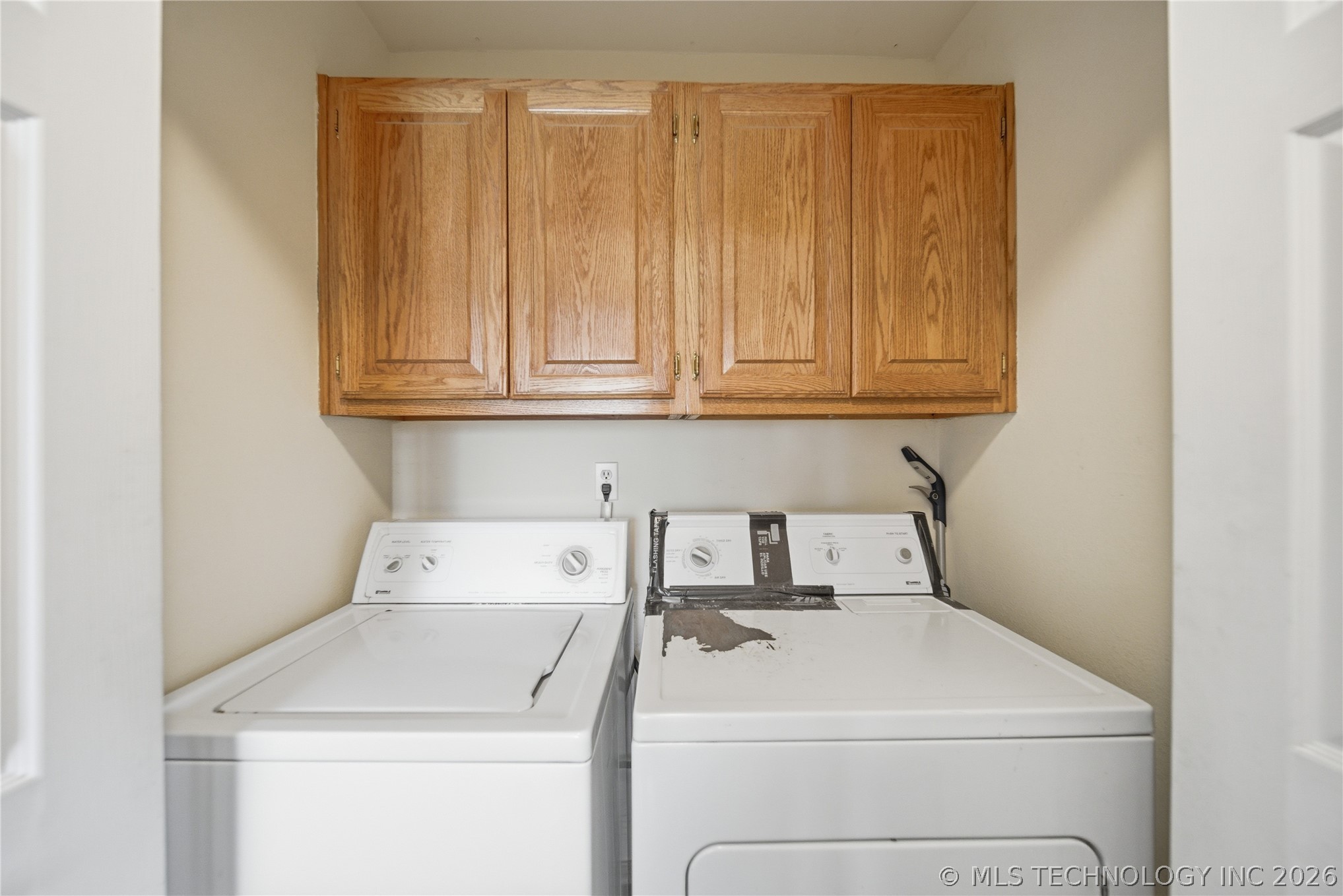 206 S Division Street Property Photo 15