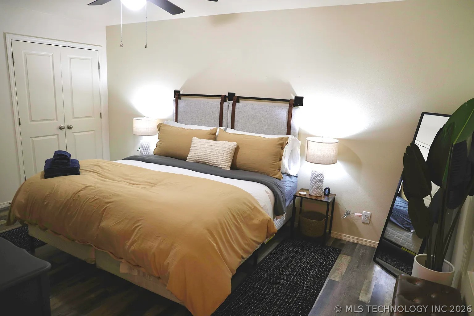 2724 E Archer Street Property Photo 6