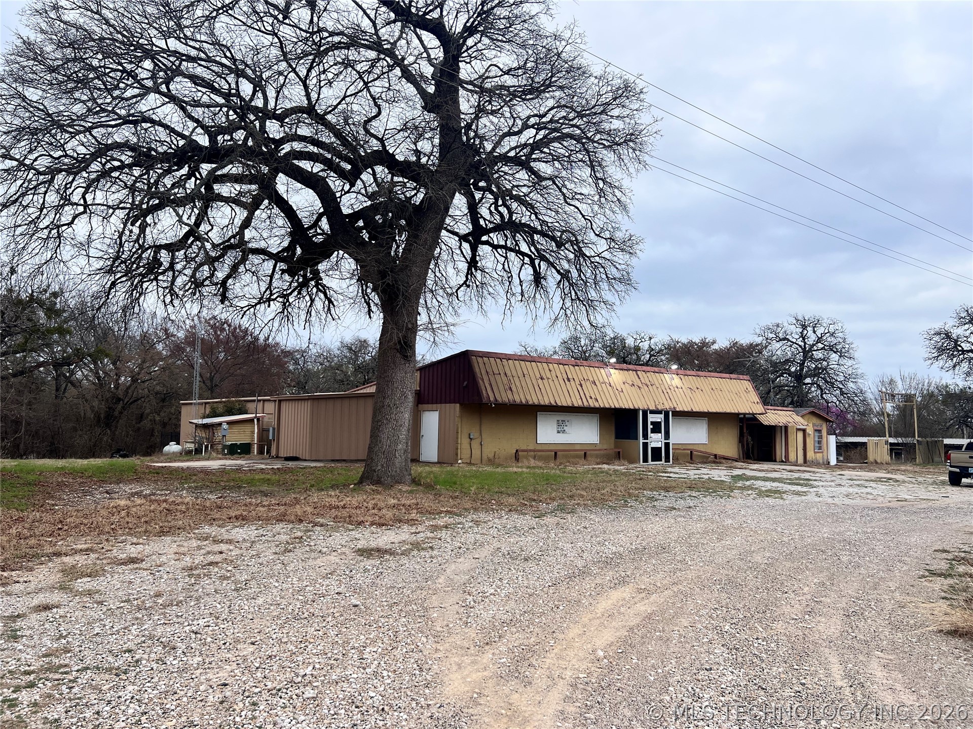 5268 S Highway 377 Property Photo 2