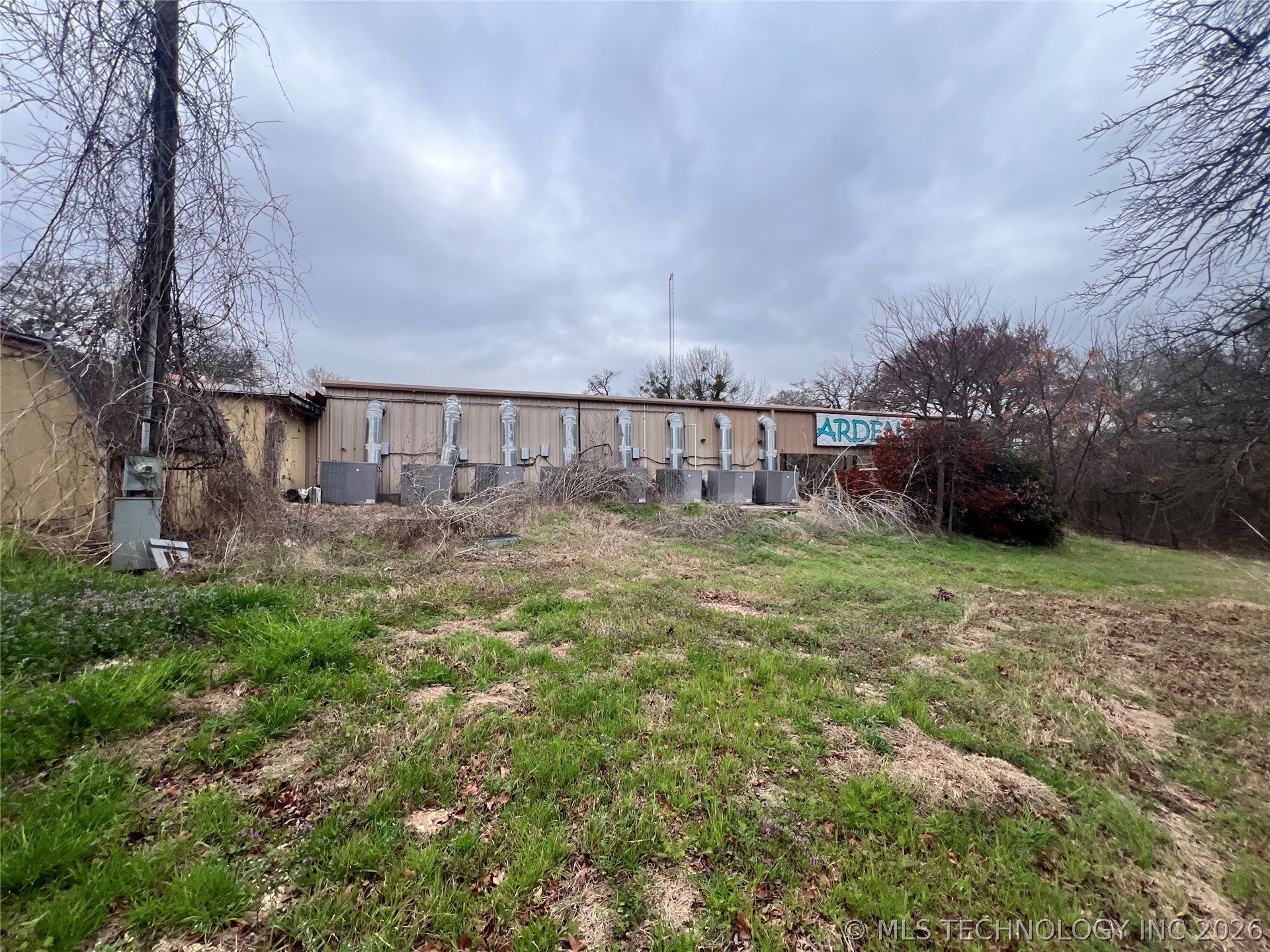 5268 S Highway 377 Property Photo 7