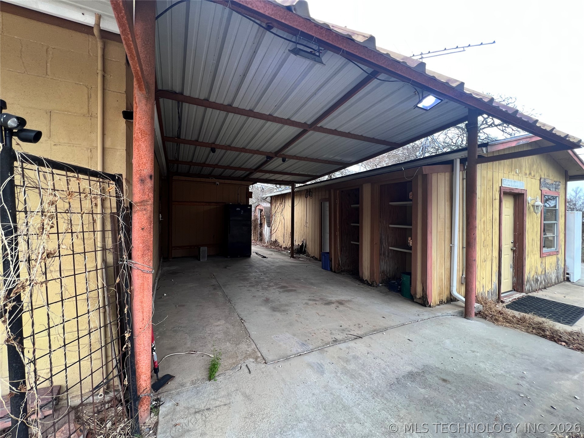 5268 S Highway 377 Property Photo 11