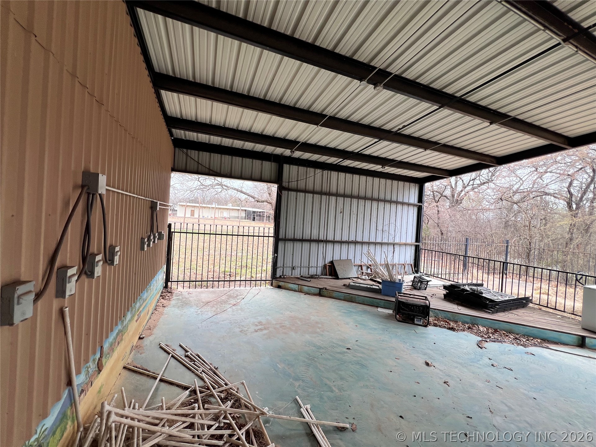 5268 S Highway 377 Property Photo 23