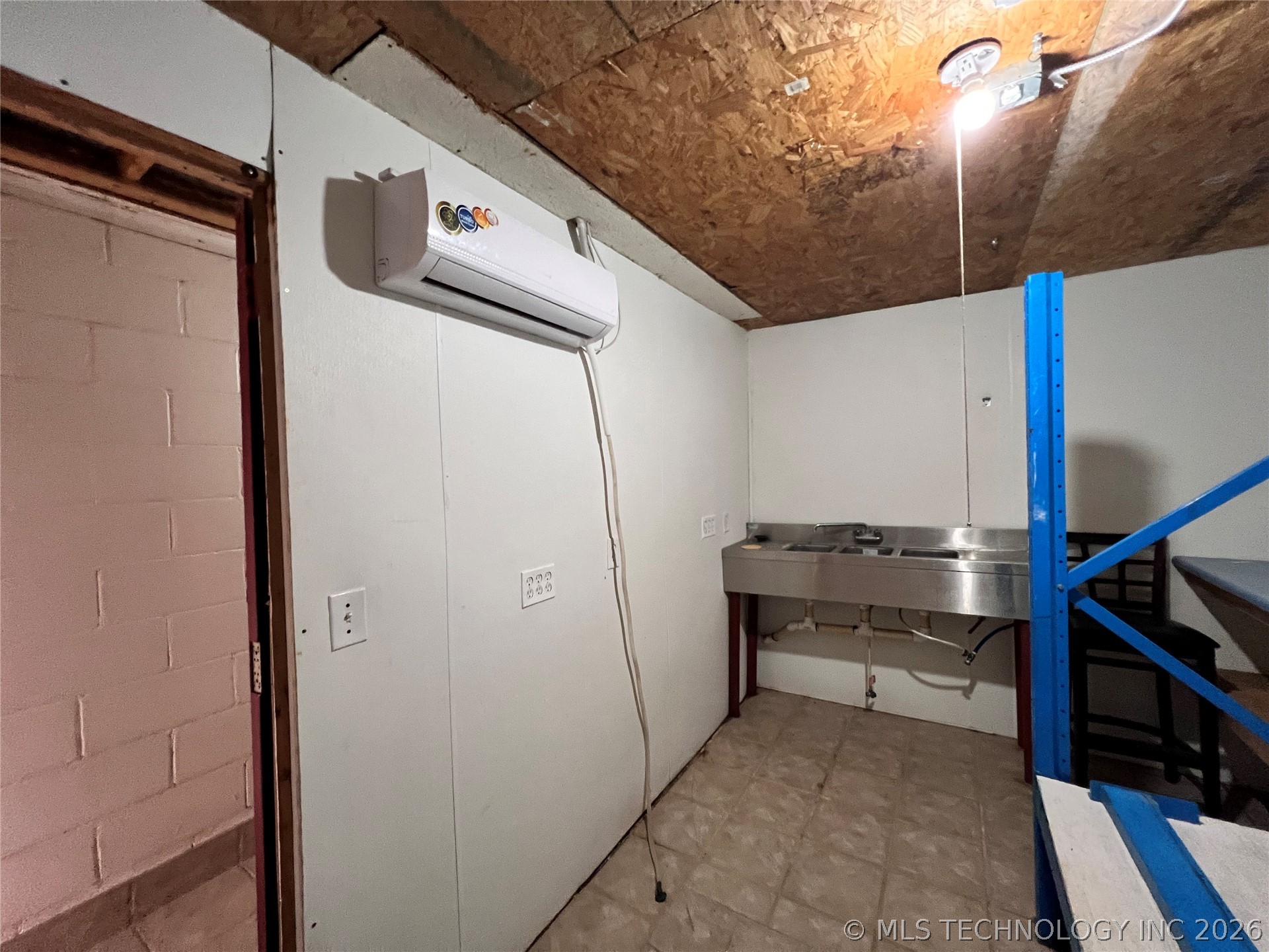 5268 S Highway 377 Property Photo 38