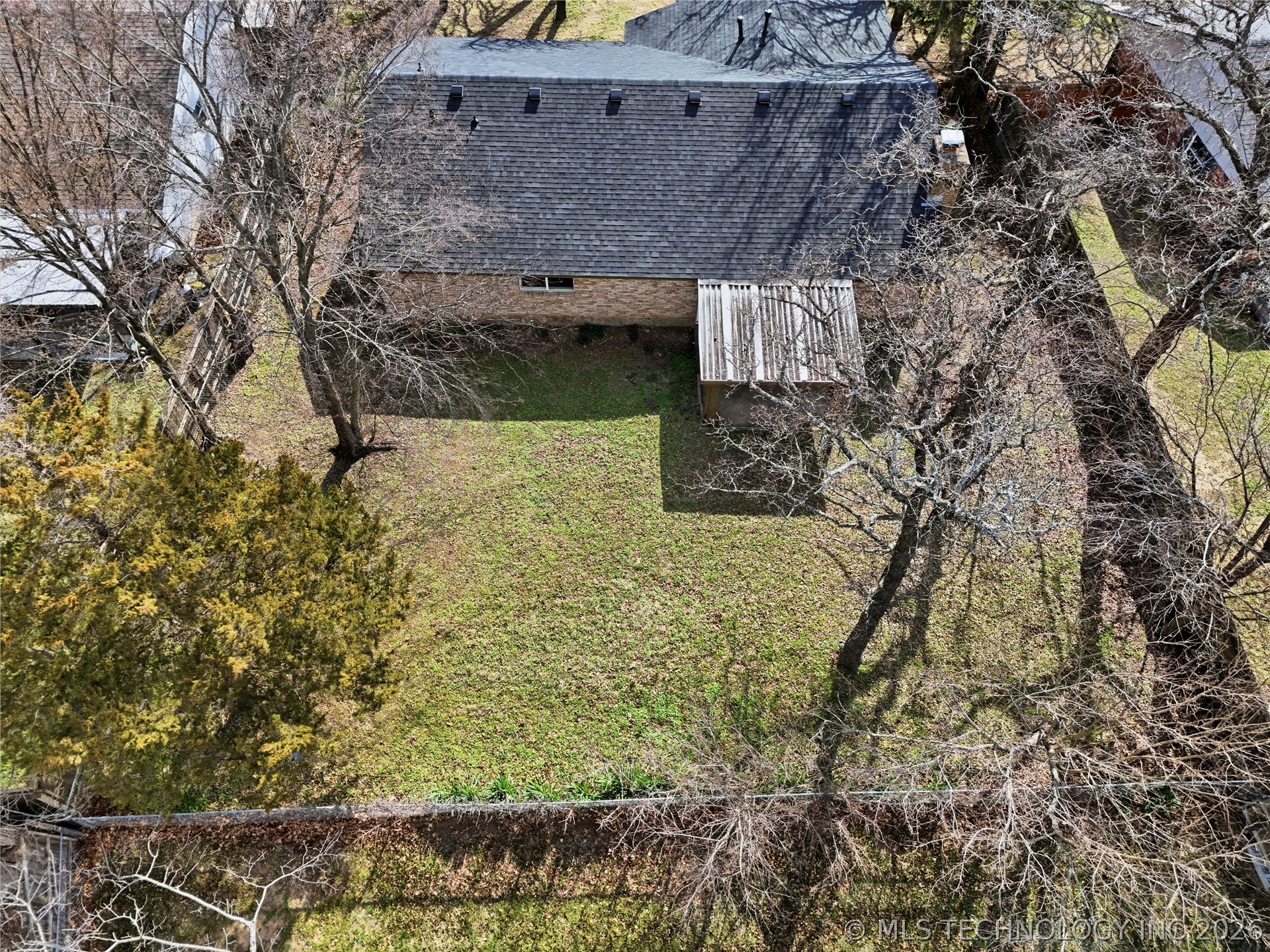 1122 S Division Street Property Photo 31