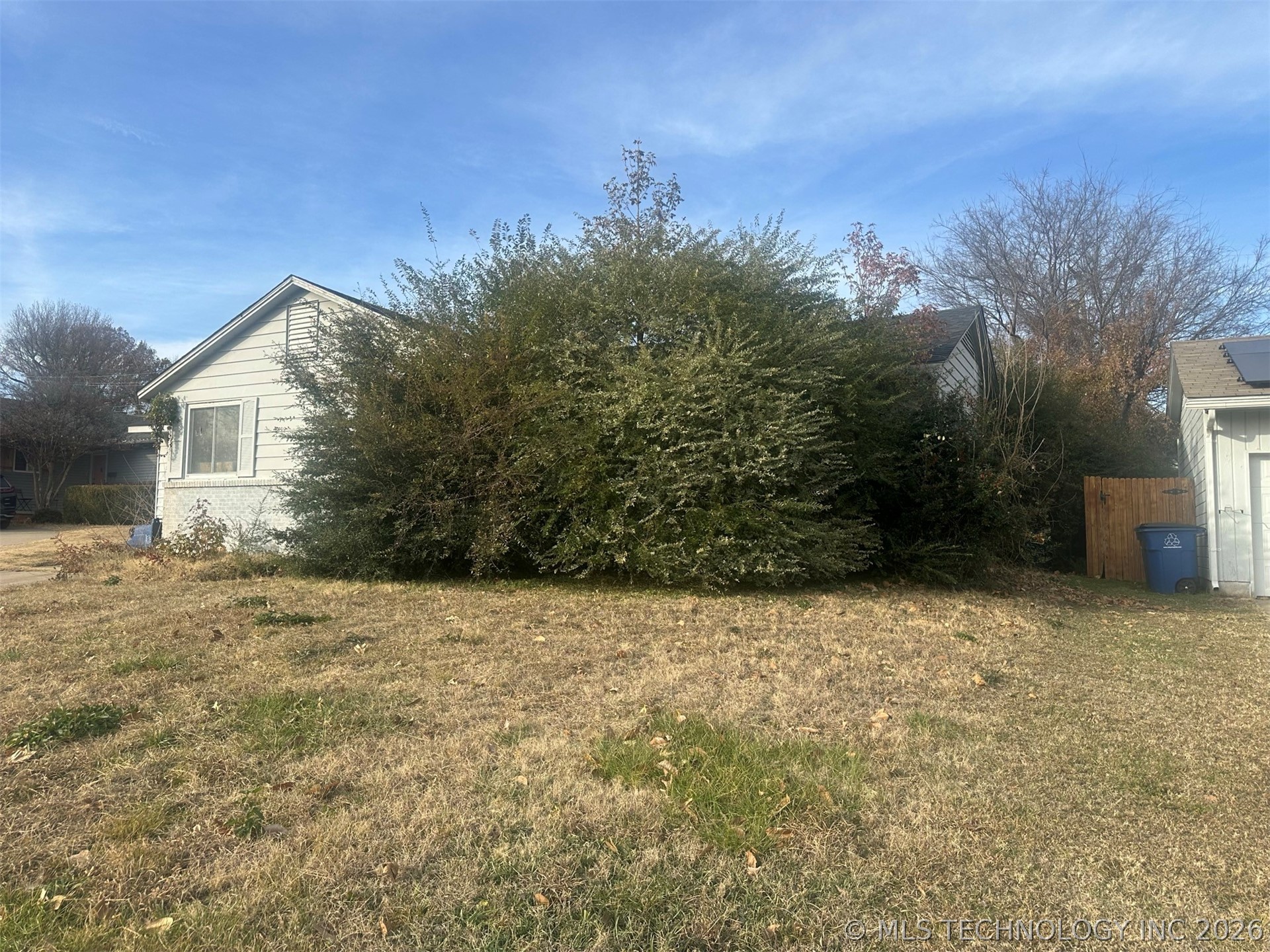 5807 E 22nd Place Property Photo 11