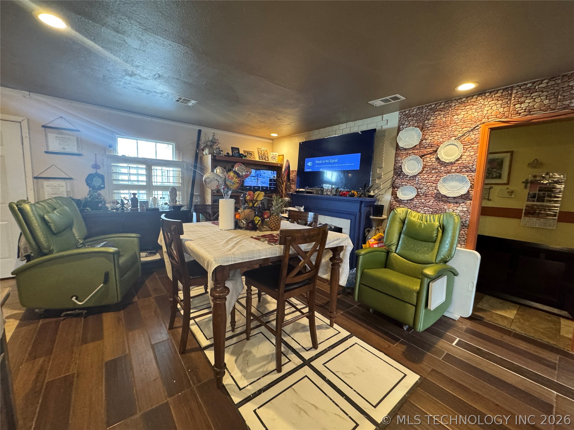 1849 N Jamestown Avenue Property Photo 5
