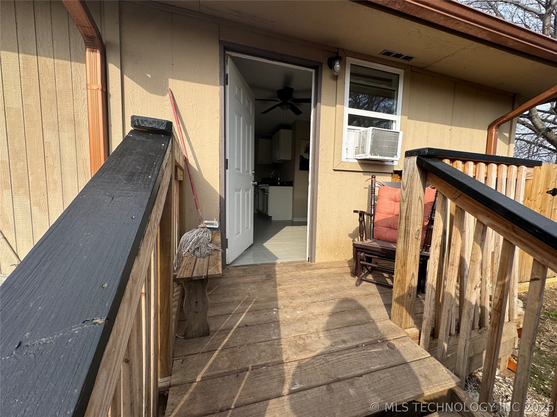 1849 N Jamestown Avenue Property Photo 20
