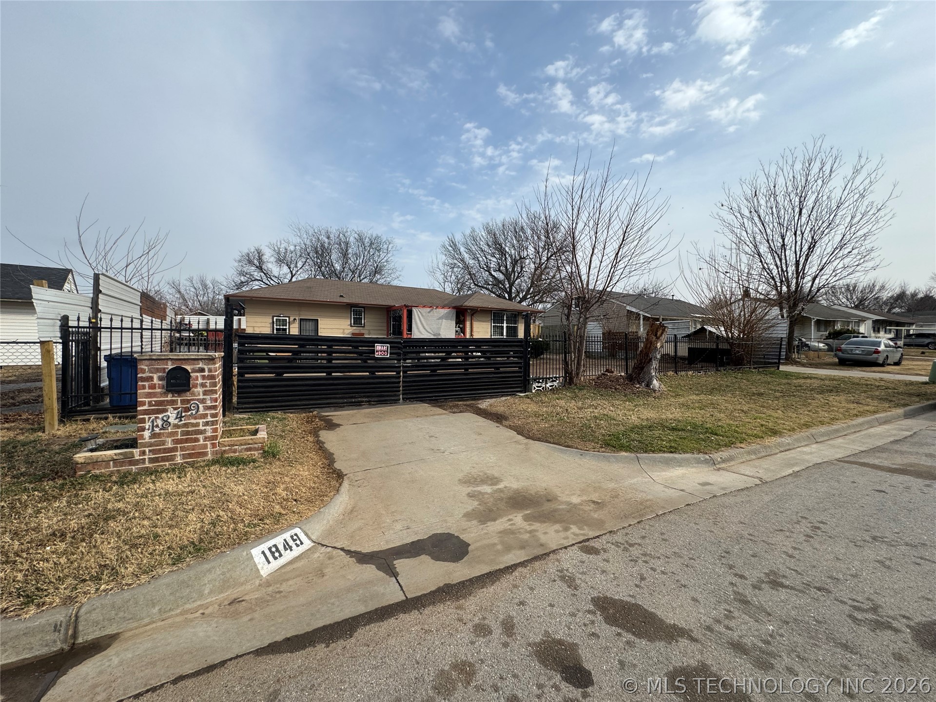 1849 N Jamestown Avenue Property Photo 36