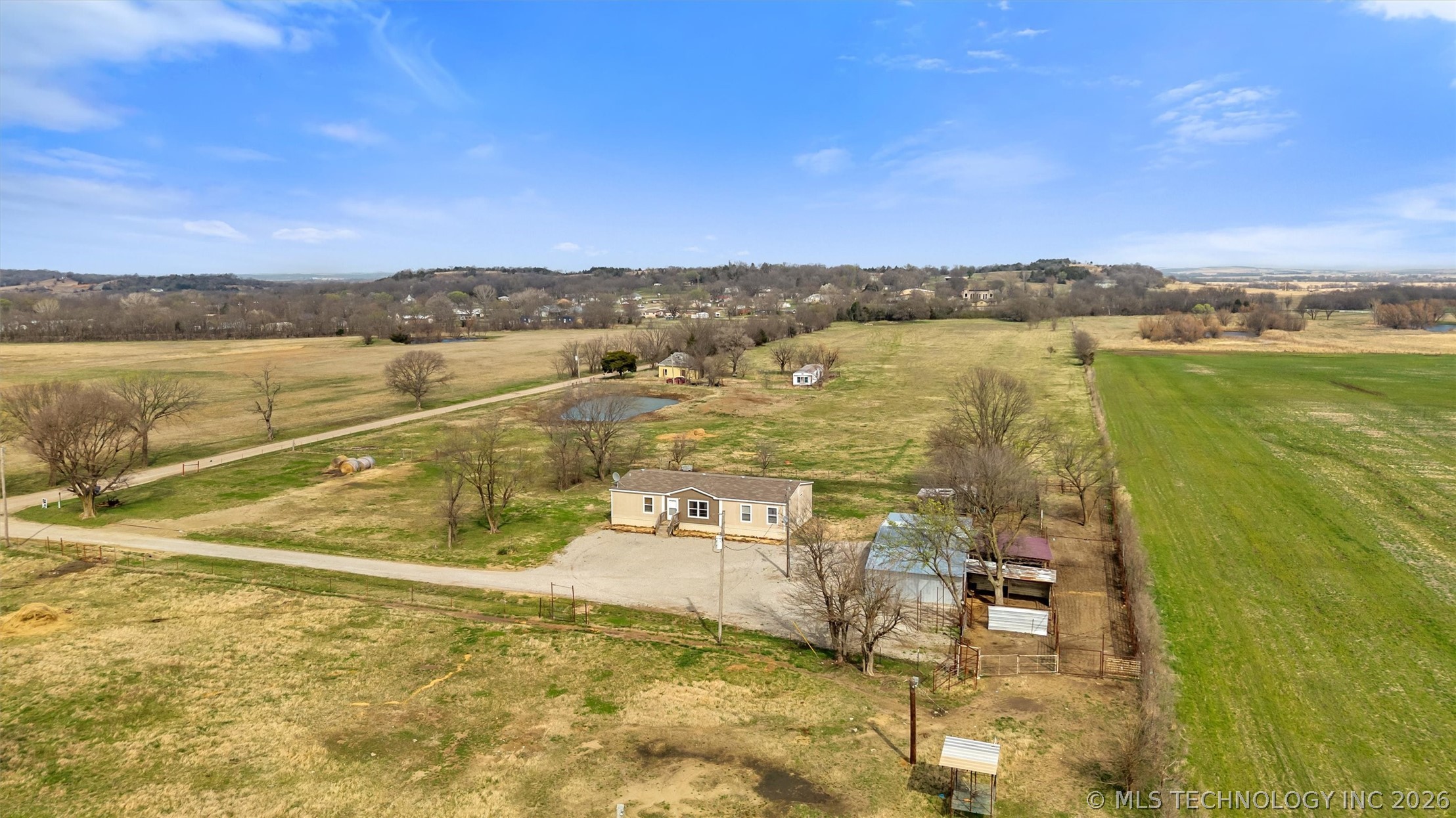 705 1st Street Property Photo 1