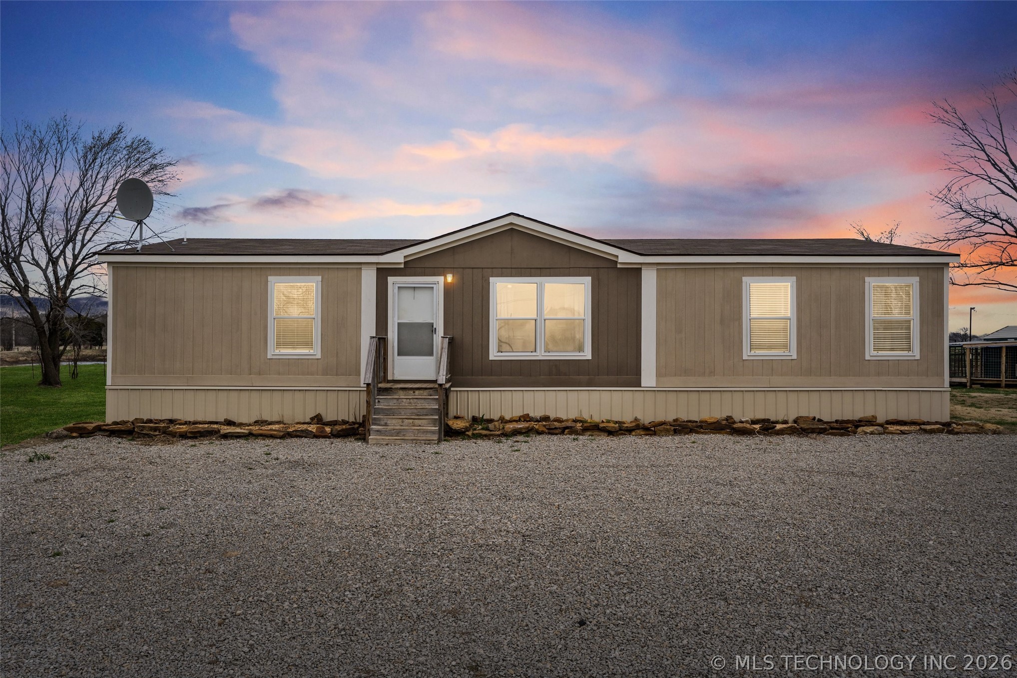 705 1st Street Property Photo 2