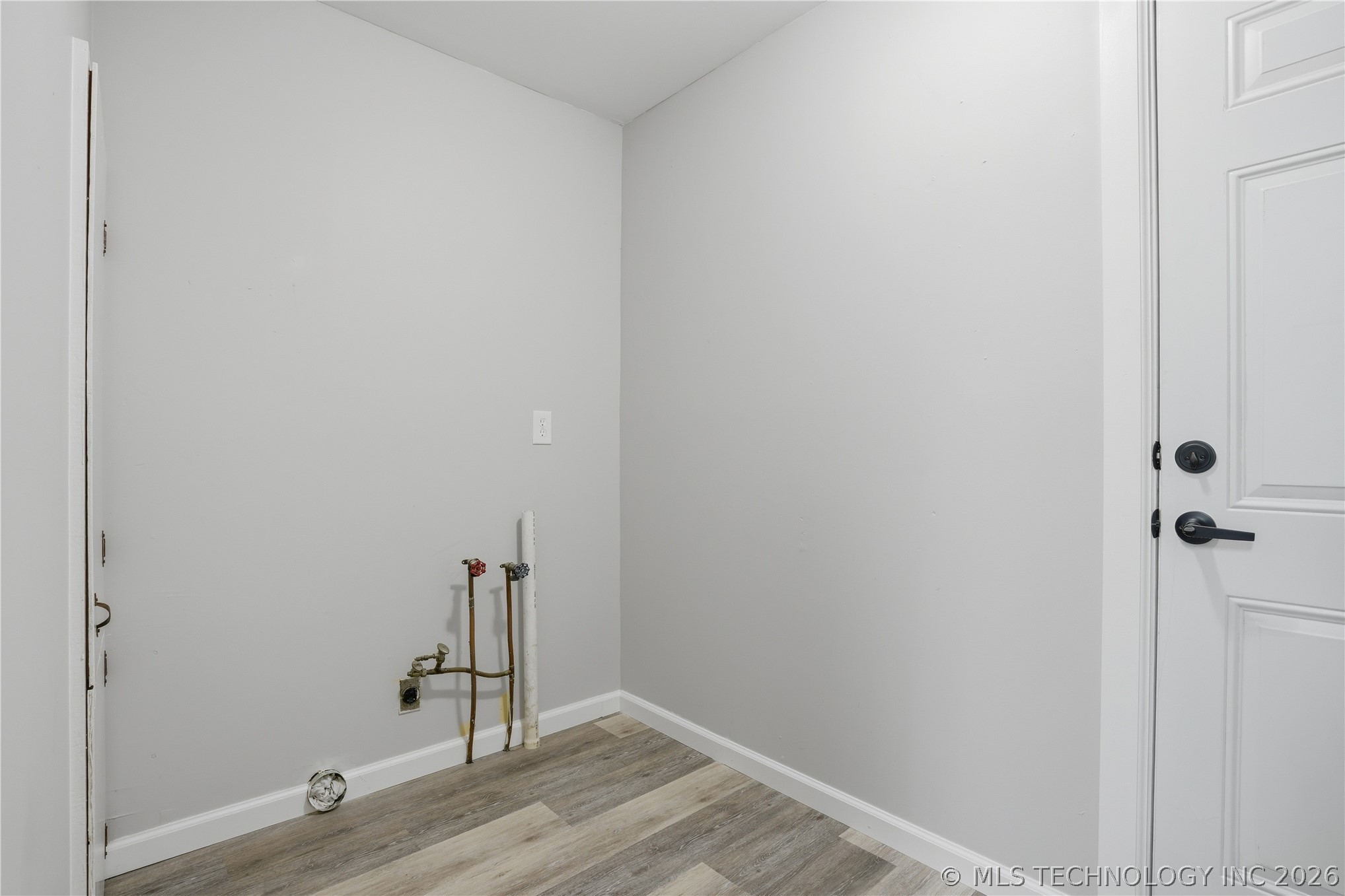 14873 C Street Property Photo 11