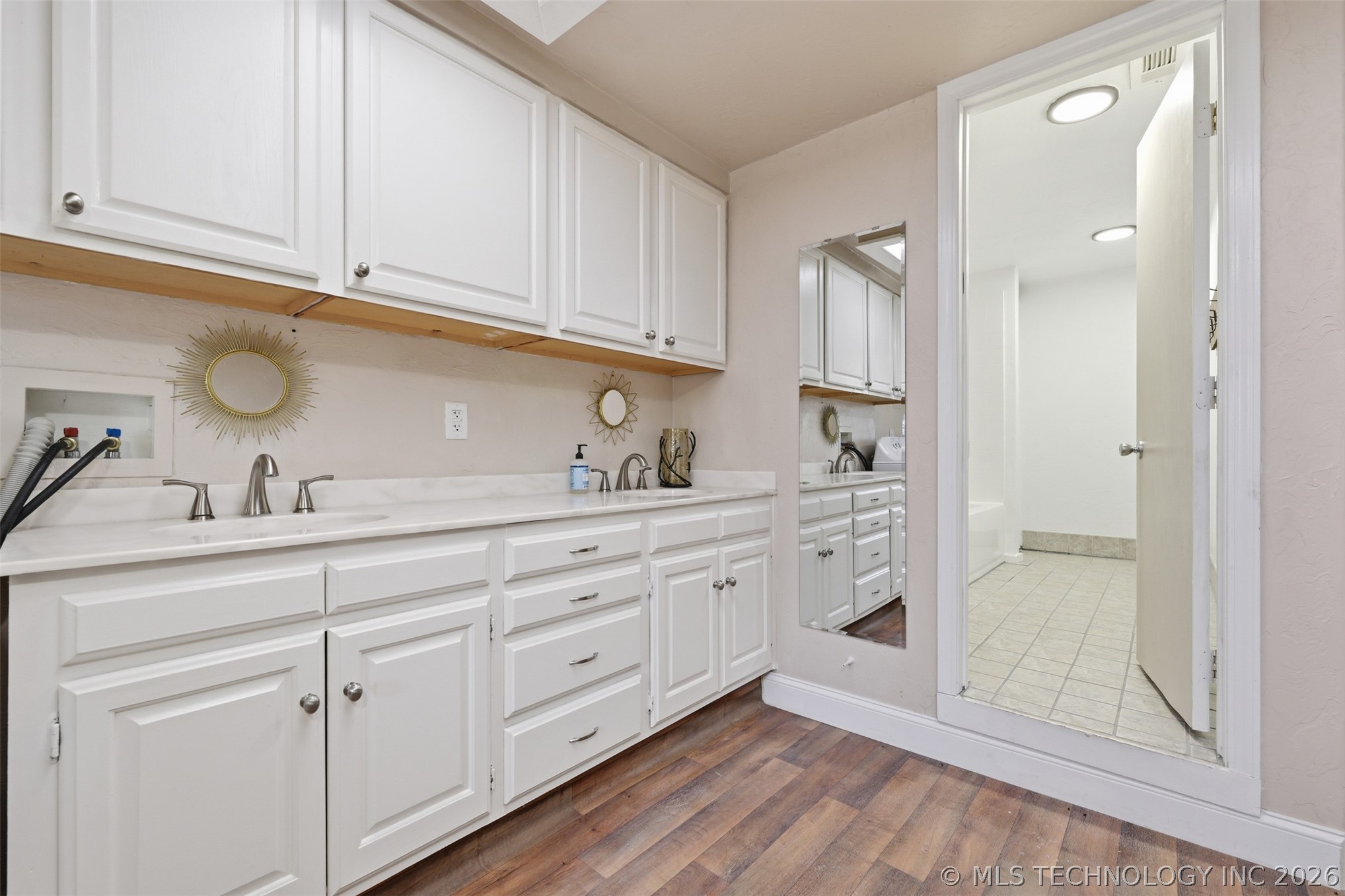 2676 Masters Property Photo 28