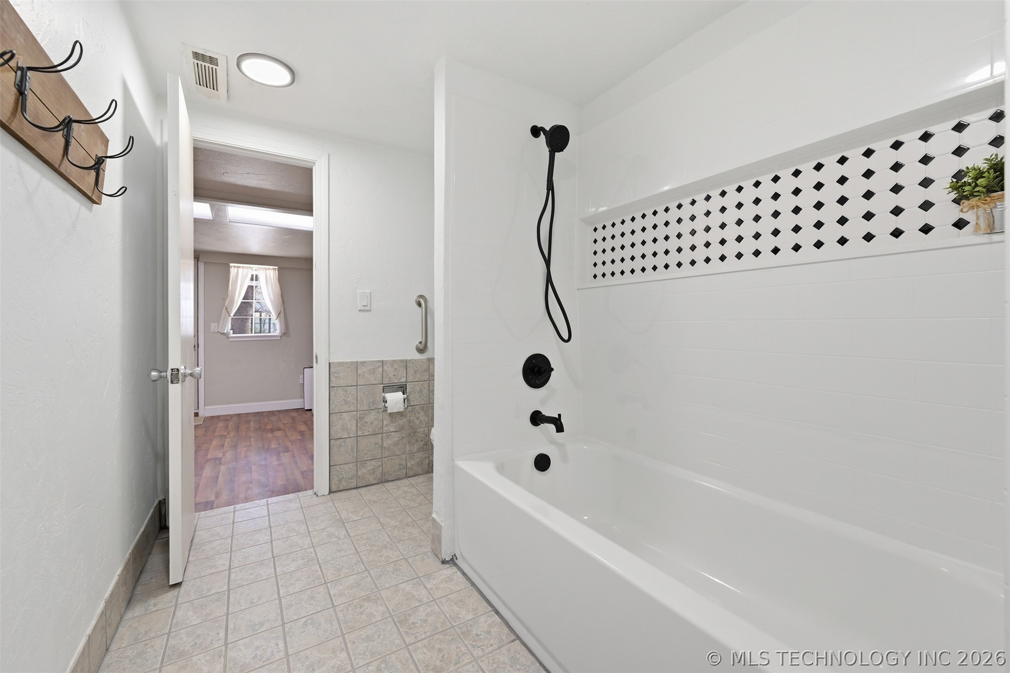 2676 Masters Property Photo 30