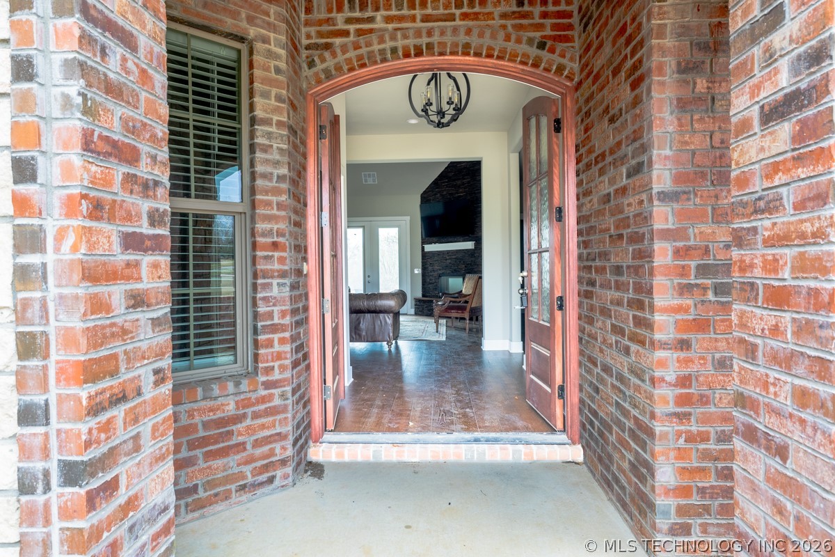 1305 S Monte Vista Property Photo 3