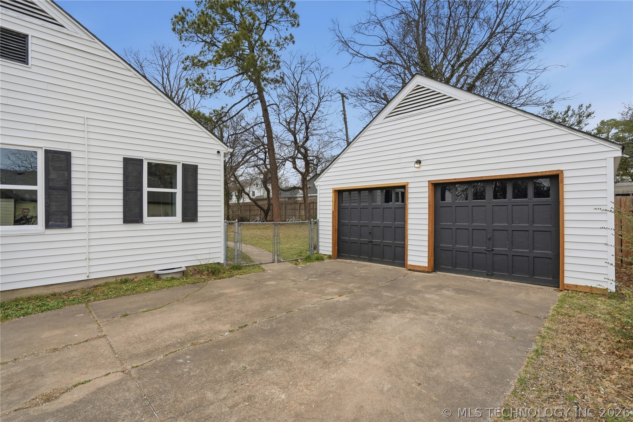 2630 Columbus Avenue Property Photo 7