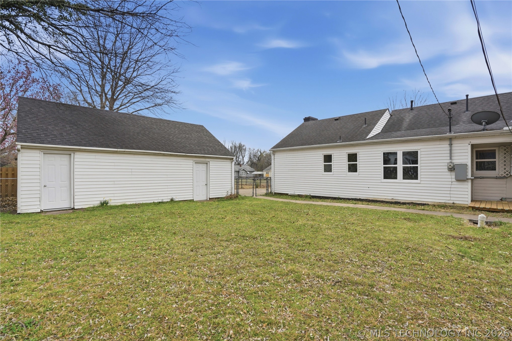 2630 Columbus Avenue Property Photo 8