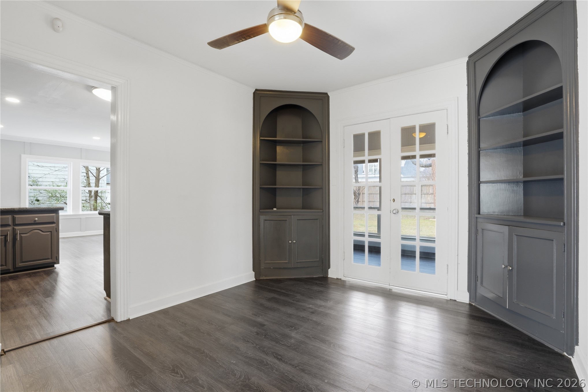 2630 Columbus Avenue Property Photo 14