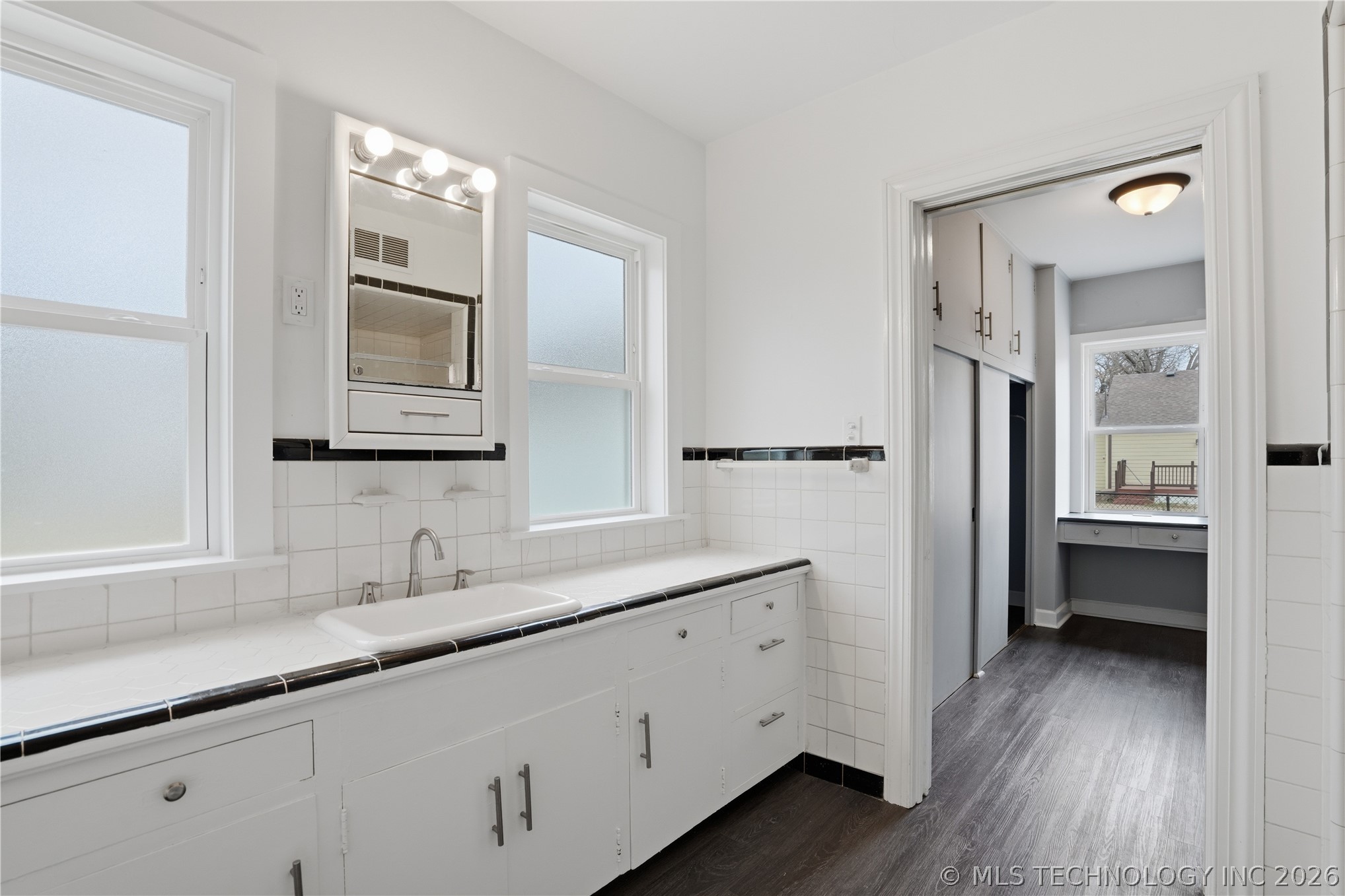 2630 Columbus Avenue Property Photo 30