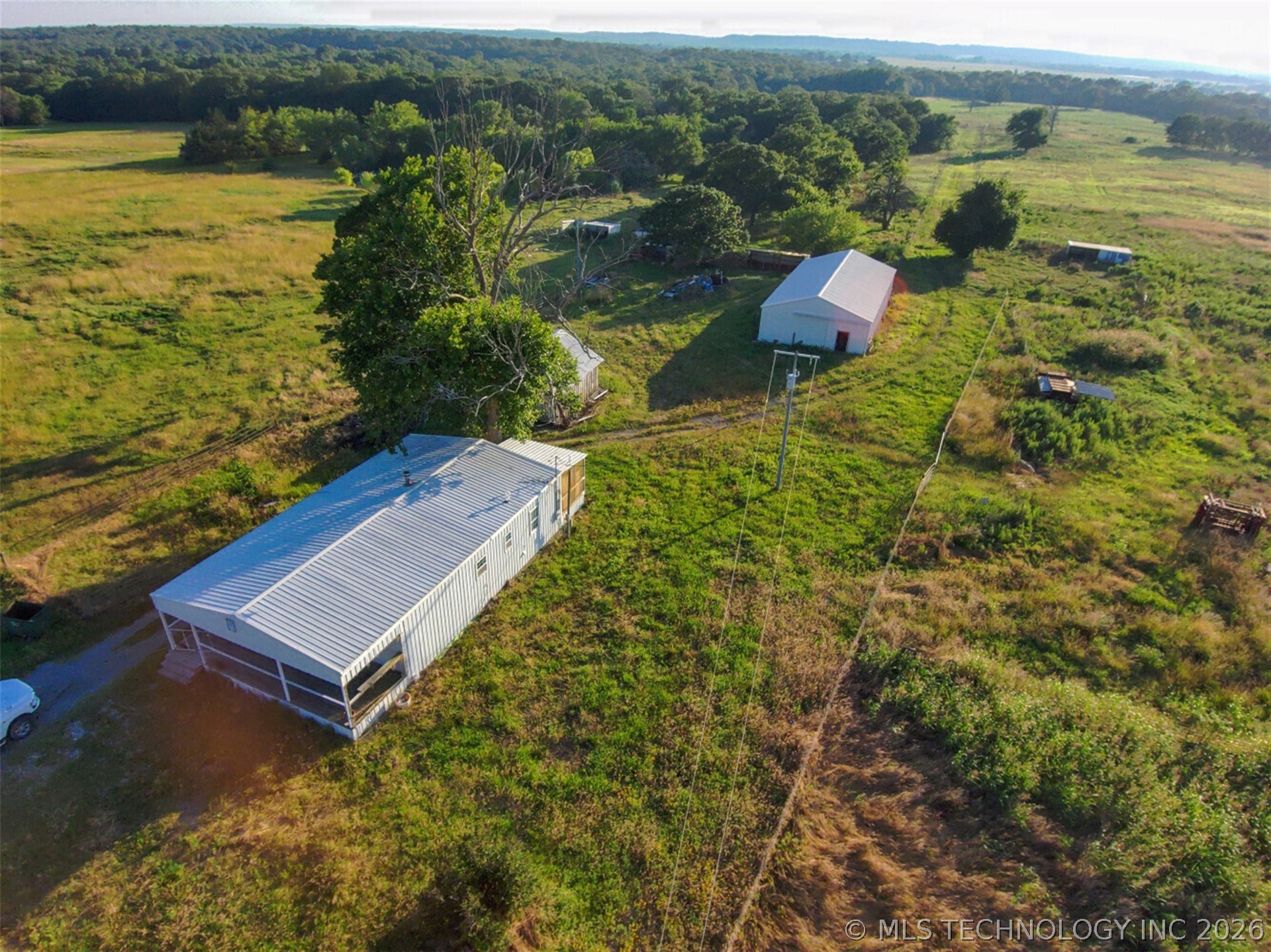 3475 Highway 75 Property Photo 2
