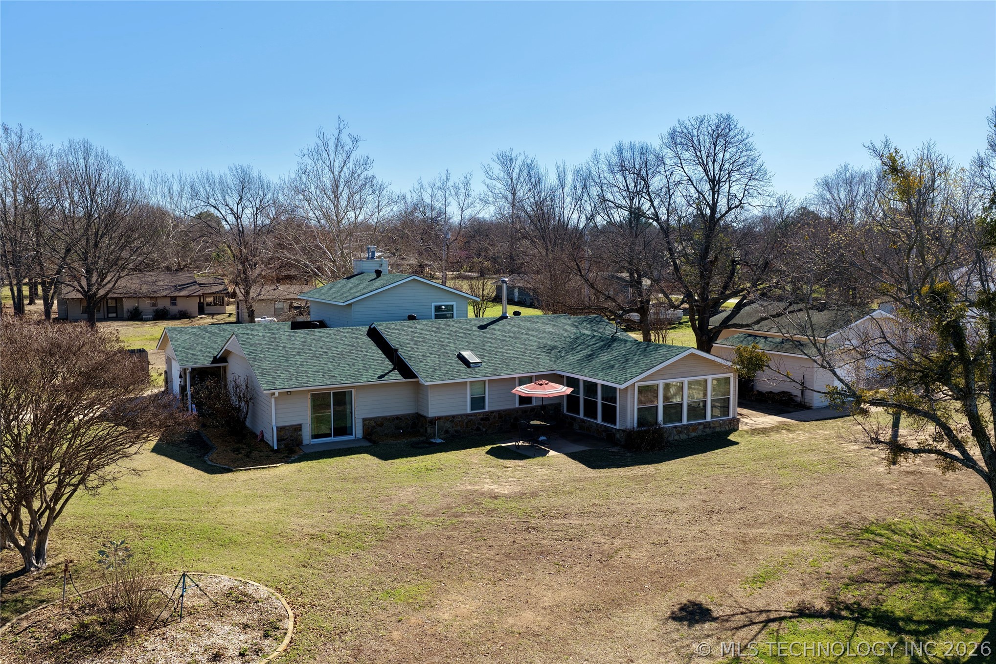 420406 E 1171 Property Photo 7