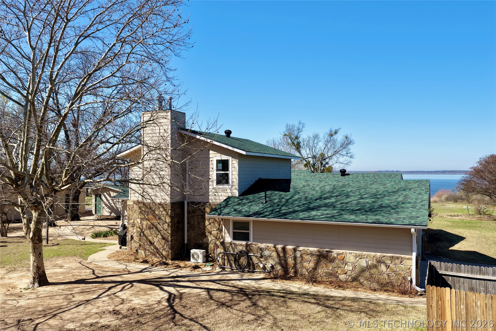 420406 E 1171 Property Photo 9
