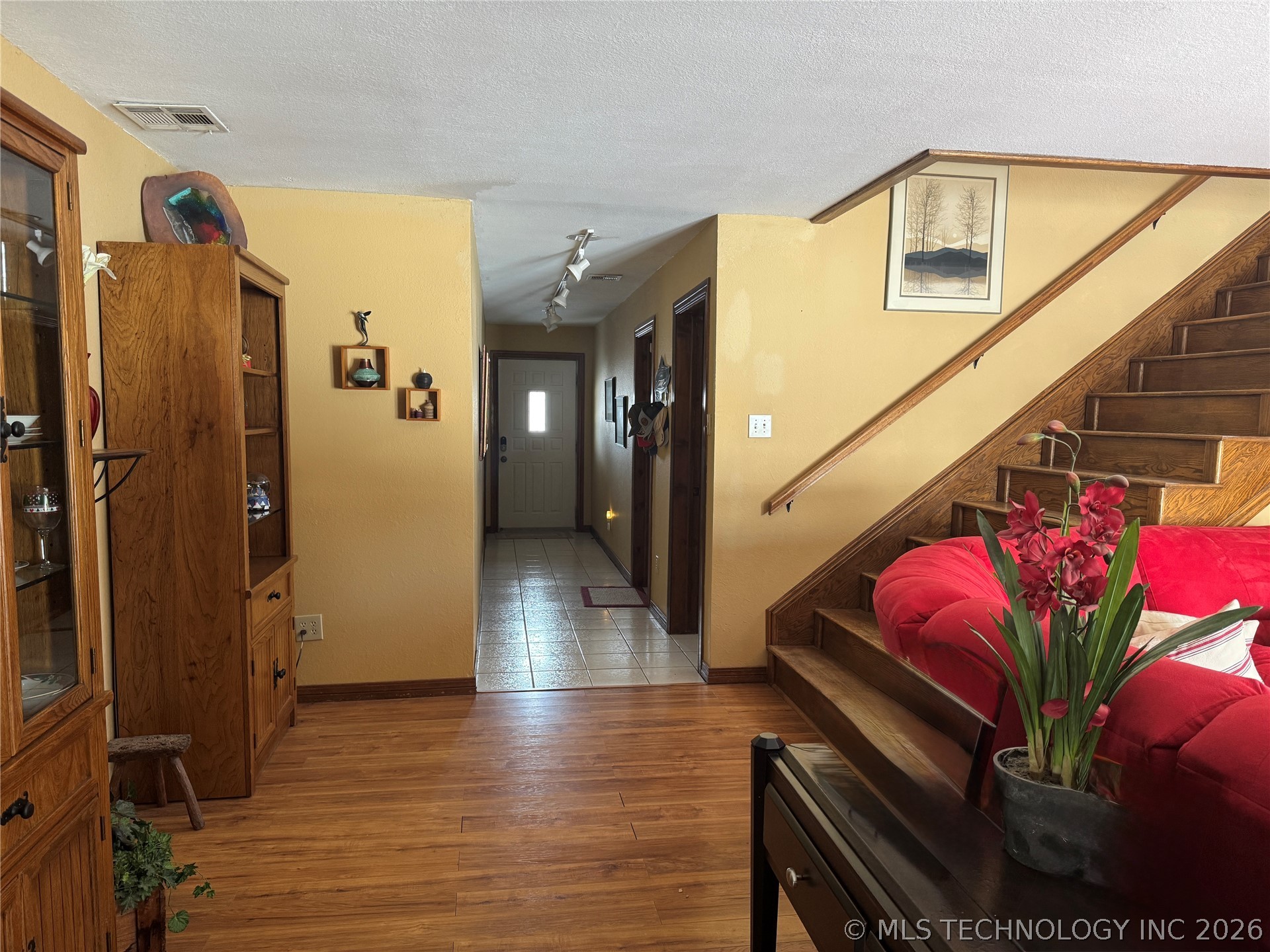 420406 E 1171 Property Photo 22