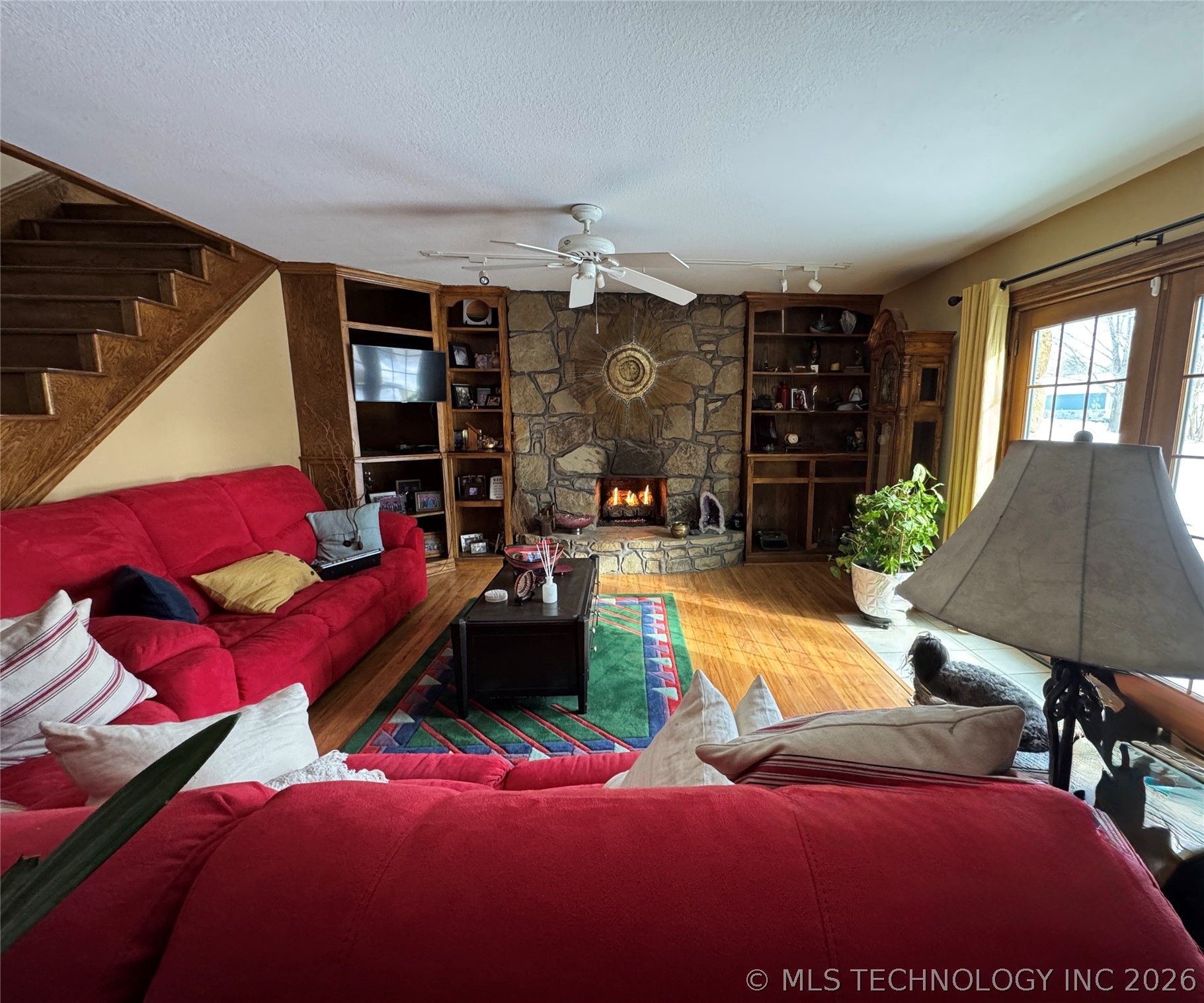 420406 E 1171 Property Photo 23
