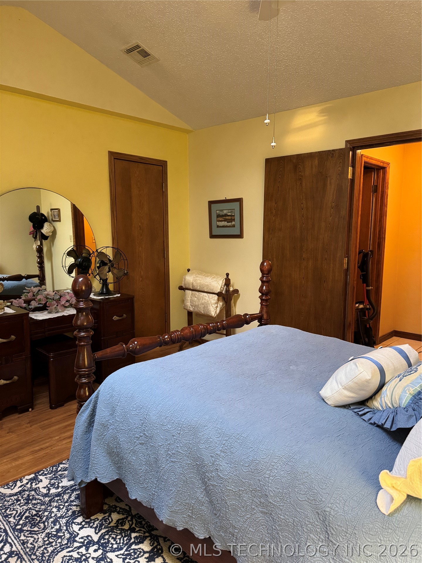 420406 E 1171 Property Photo 51