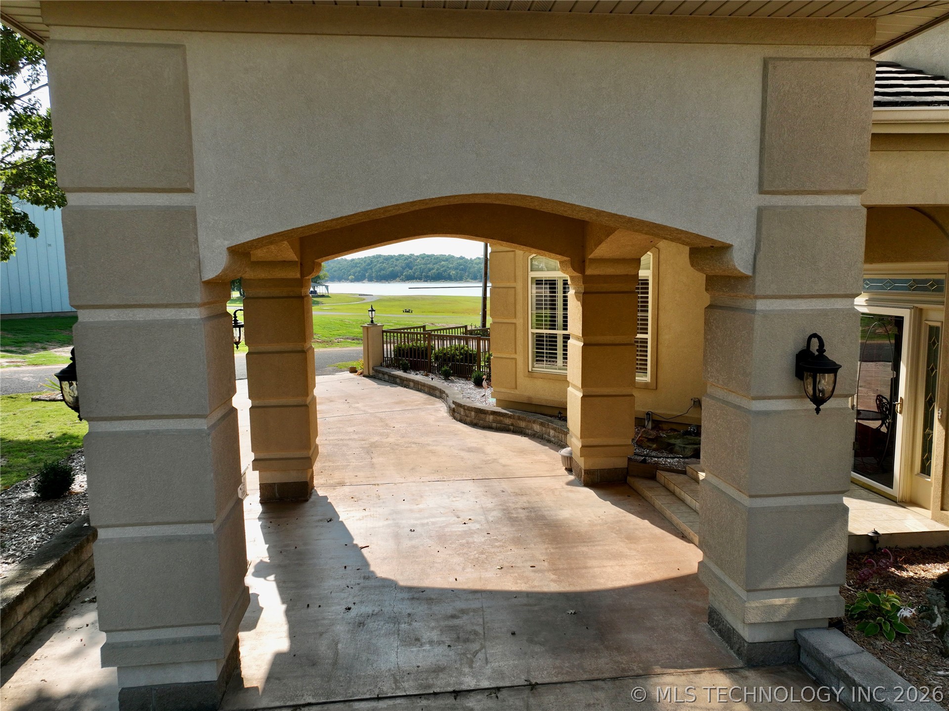 107 N J Street Property Photo 19