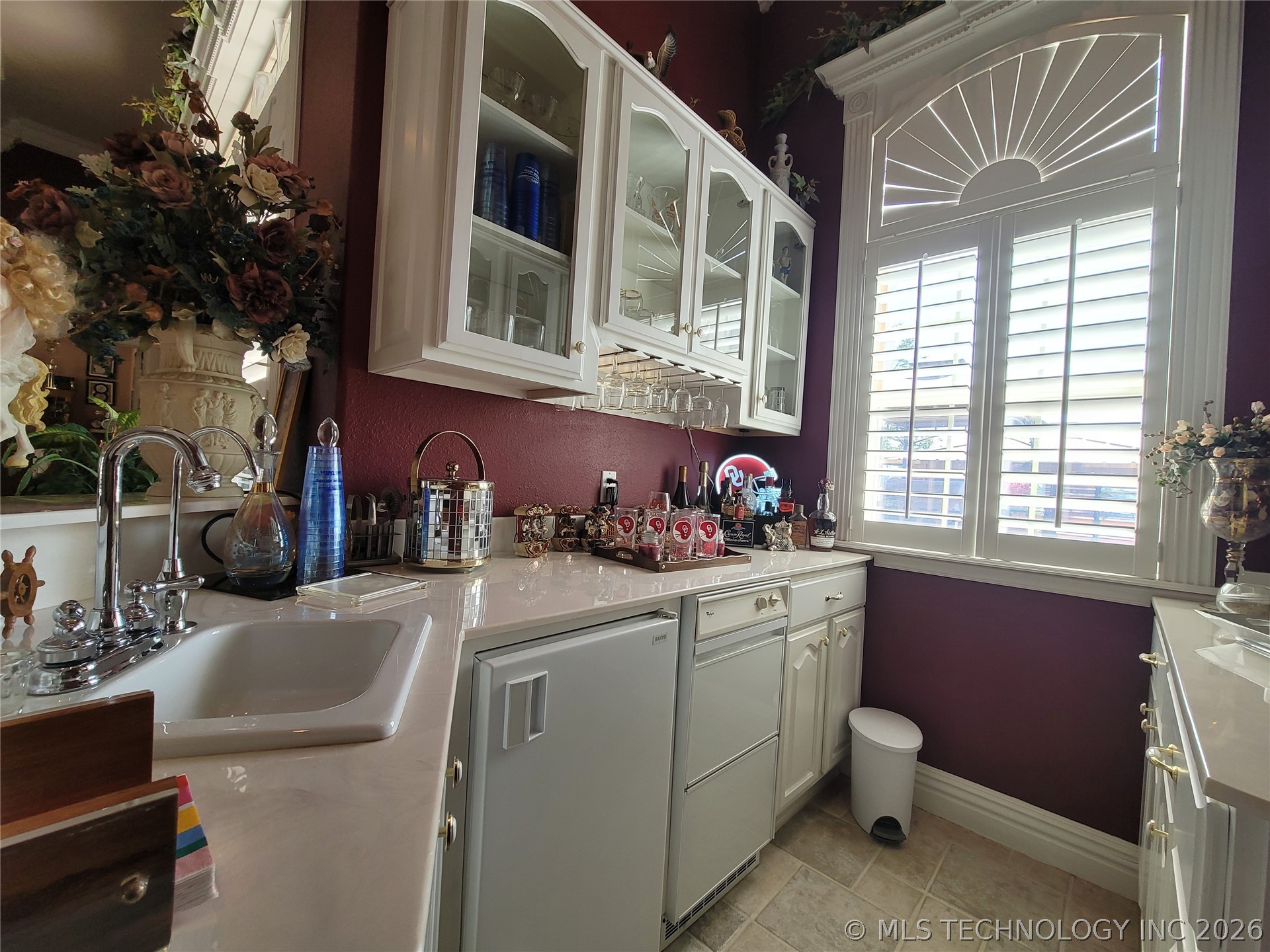 107 N J Street Property Photo 25