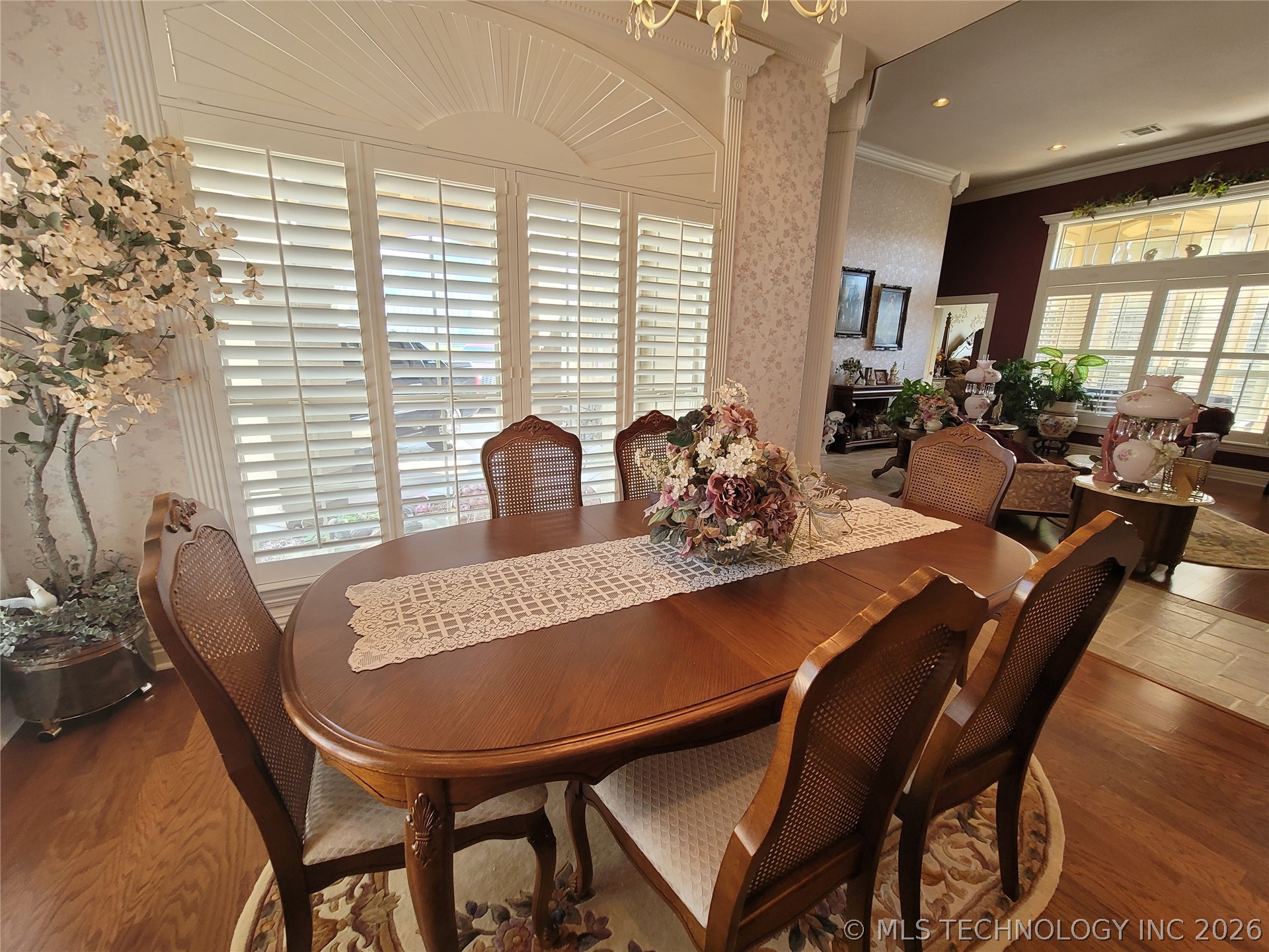 107 N J Street Property Photo 28