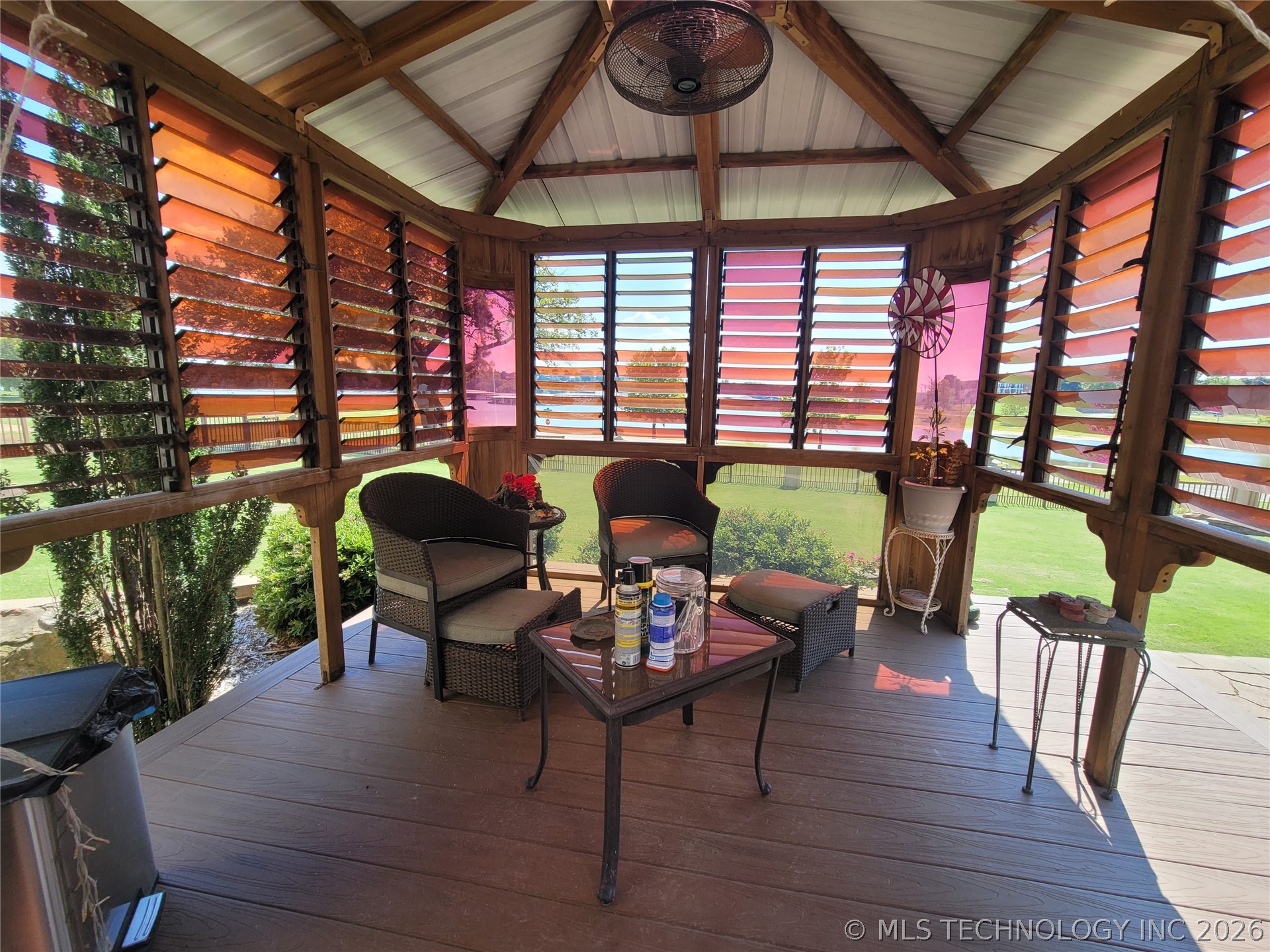 107 N J Street Property Photo 44