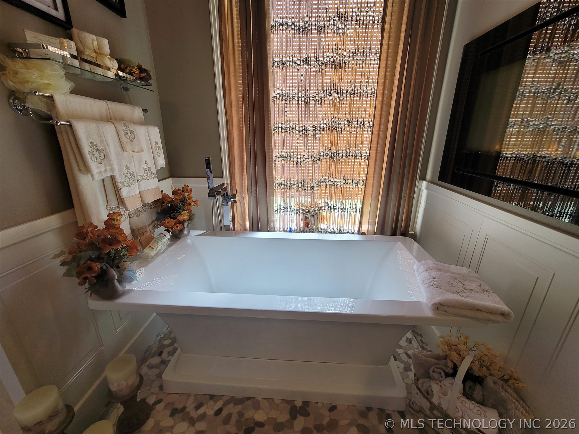 107 N J Street Property Photo 53