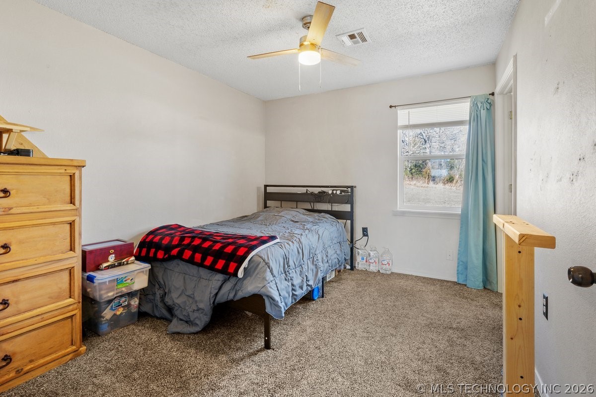 20283 W Hickory Drive Property Photo 15