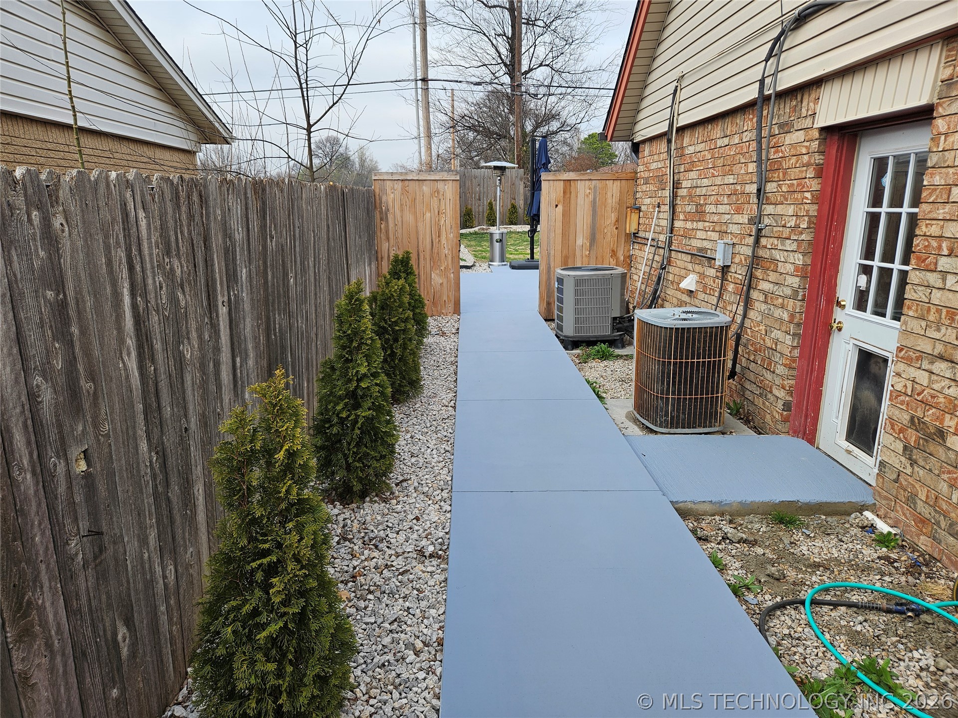 11901 E 27th Street Property Photo 21