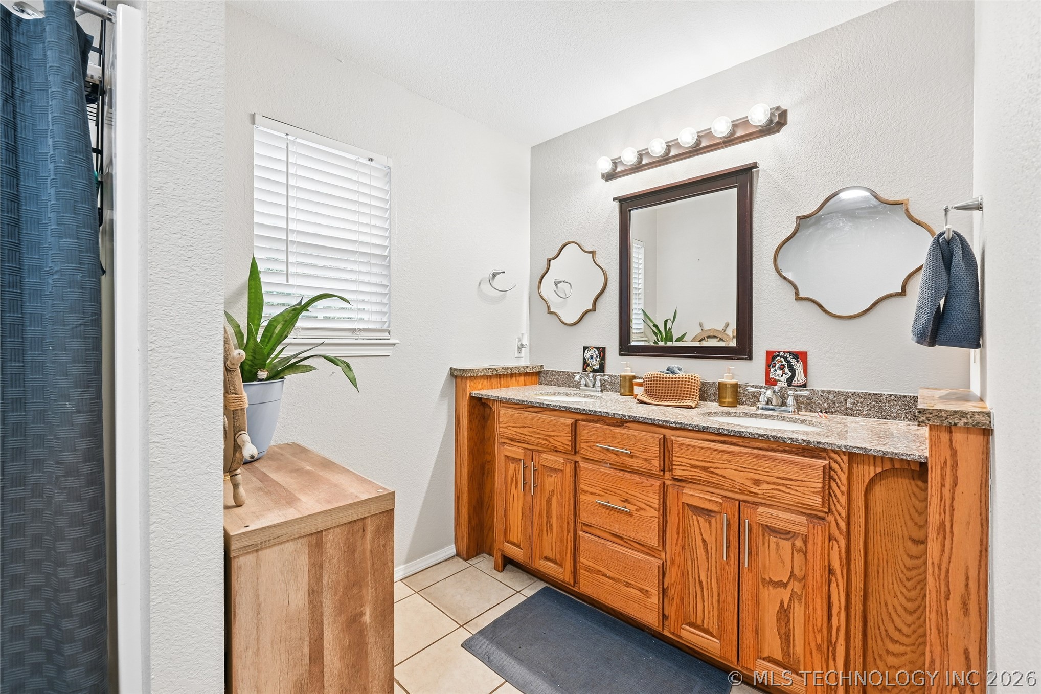 3418 W Skelly Drive Property Photo 18