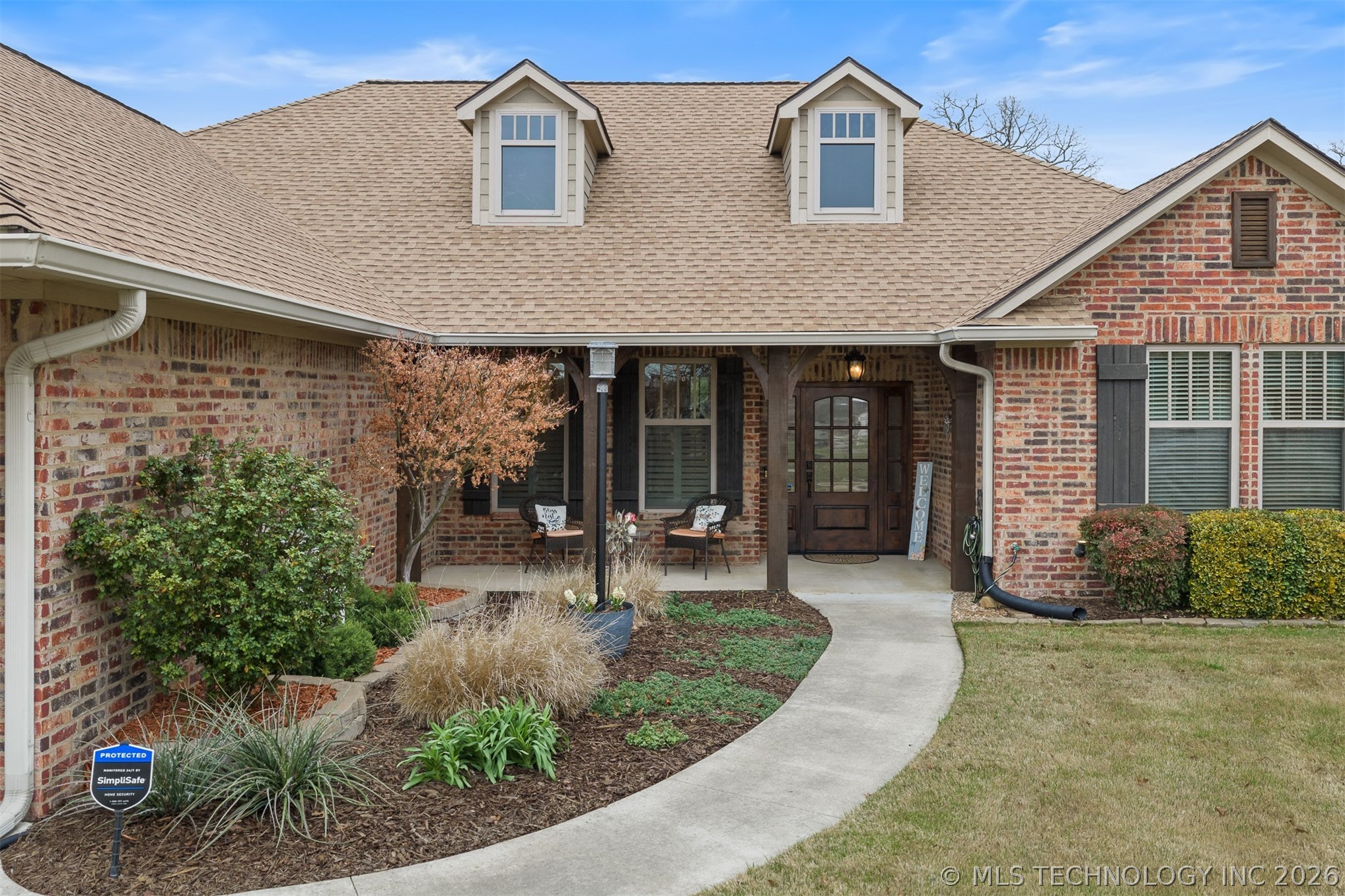 3212 Stone Creek Drive Property Photo 2