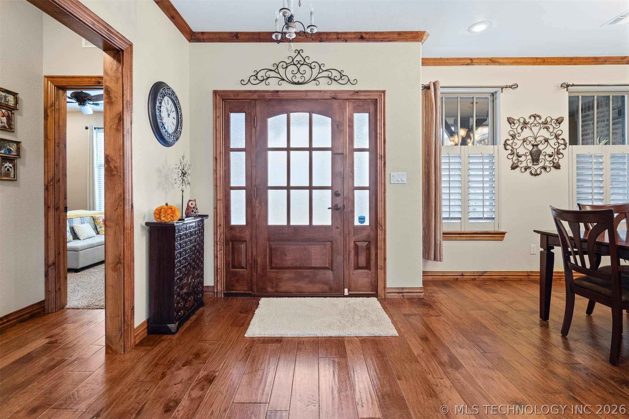 3212 Stone Creek Drive Property Photo 3