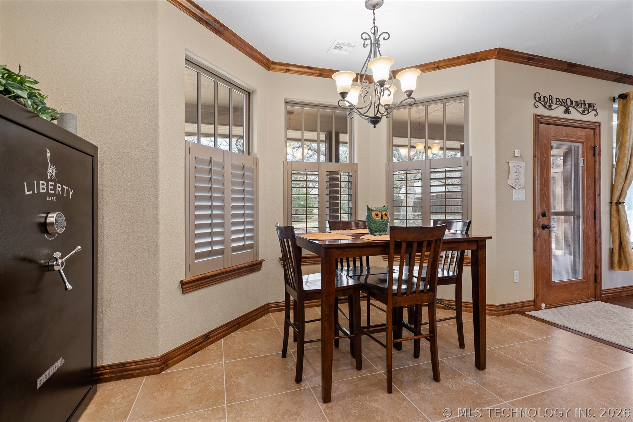 3212 Stone Creek Drive Property Photo 10
