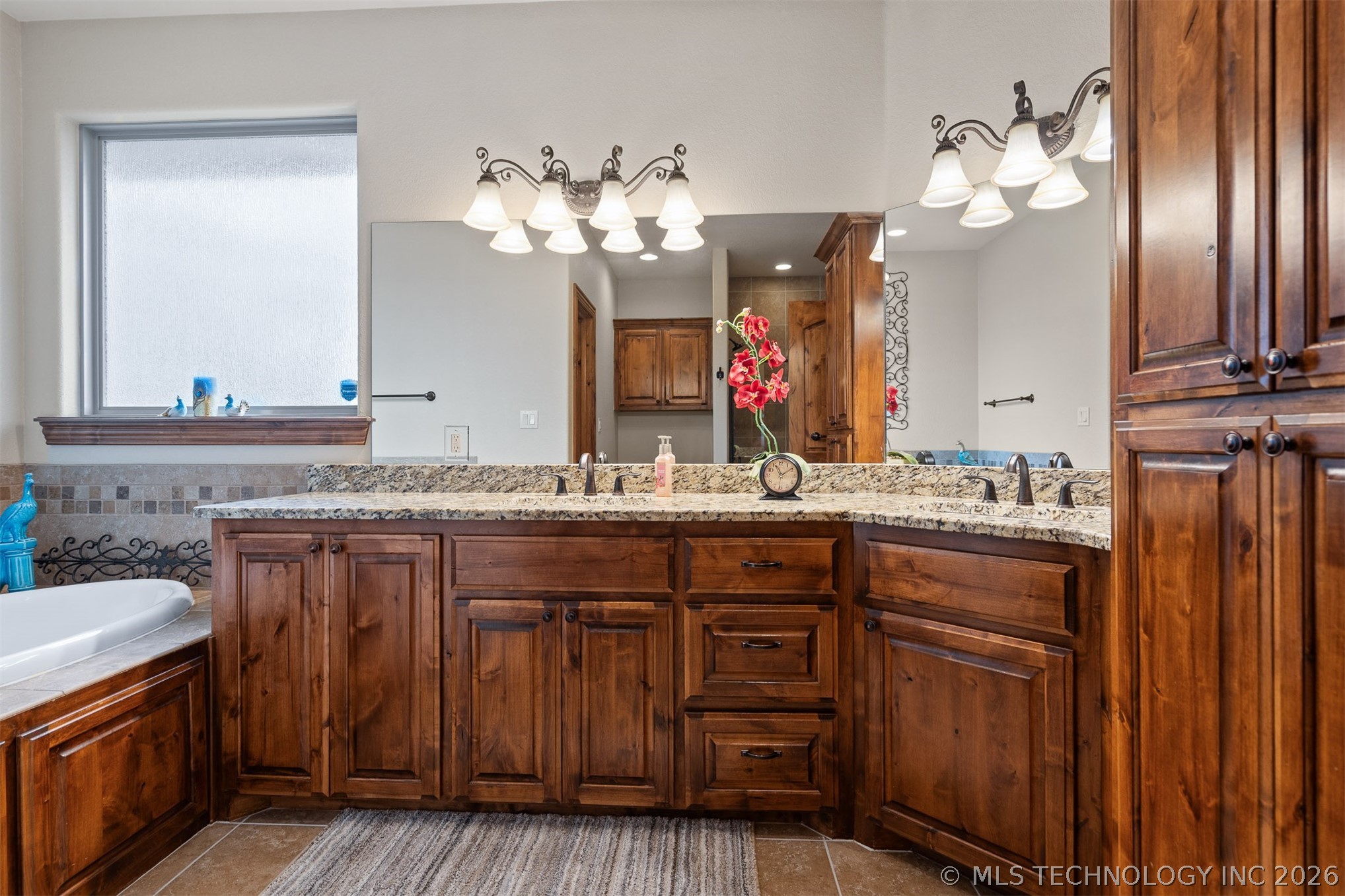 3212 Stone Creek Drive Property Photo 23