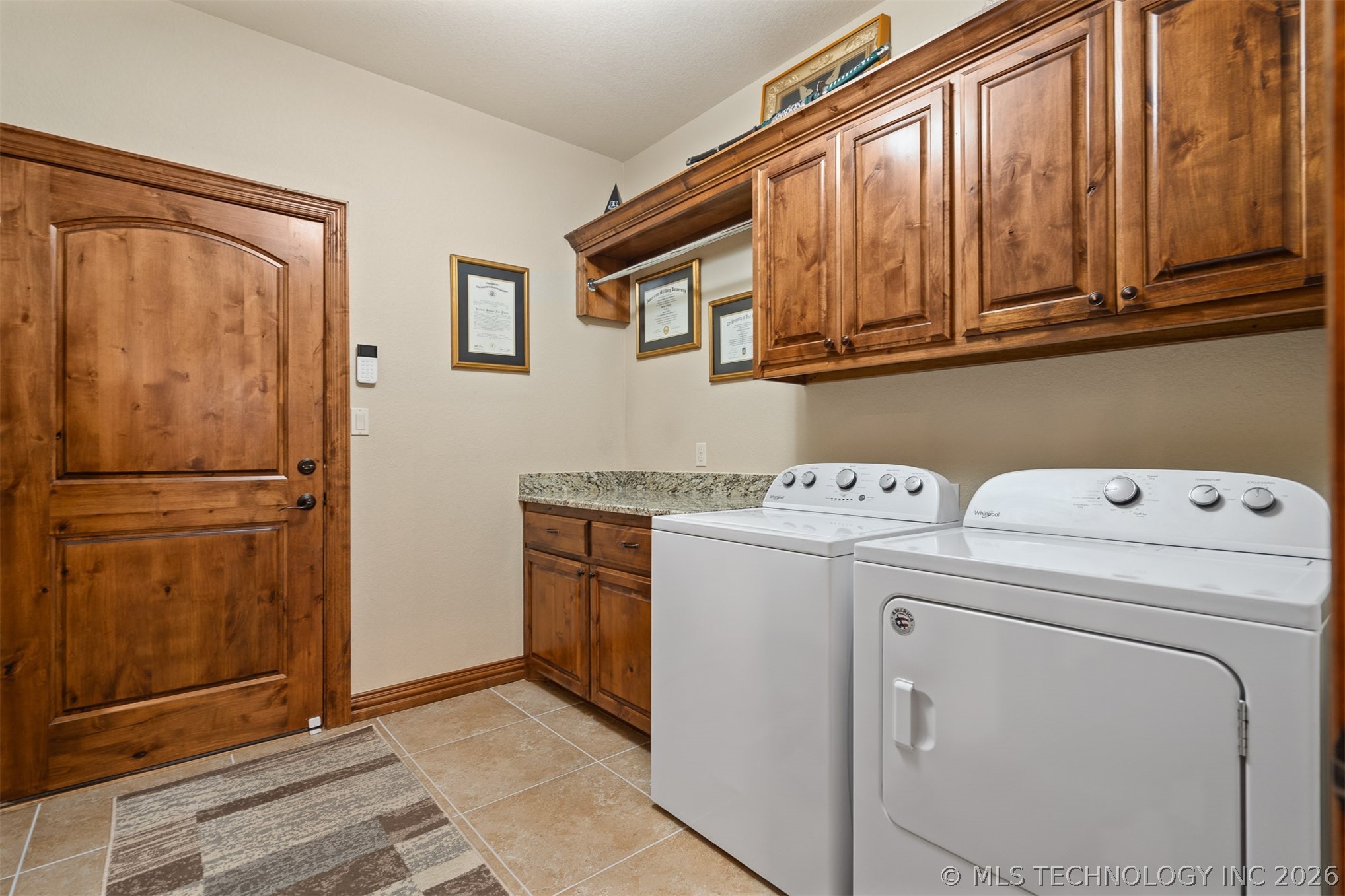 3212 Stone Creek Drive Property Photo 32